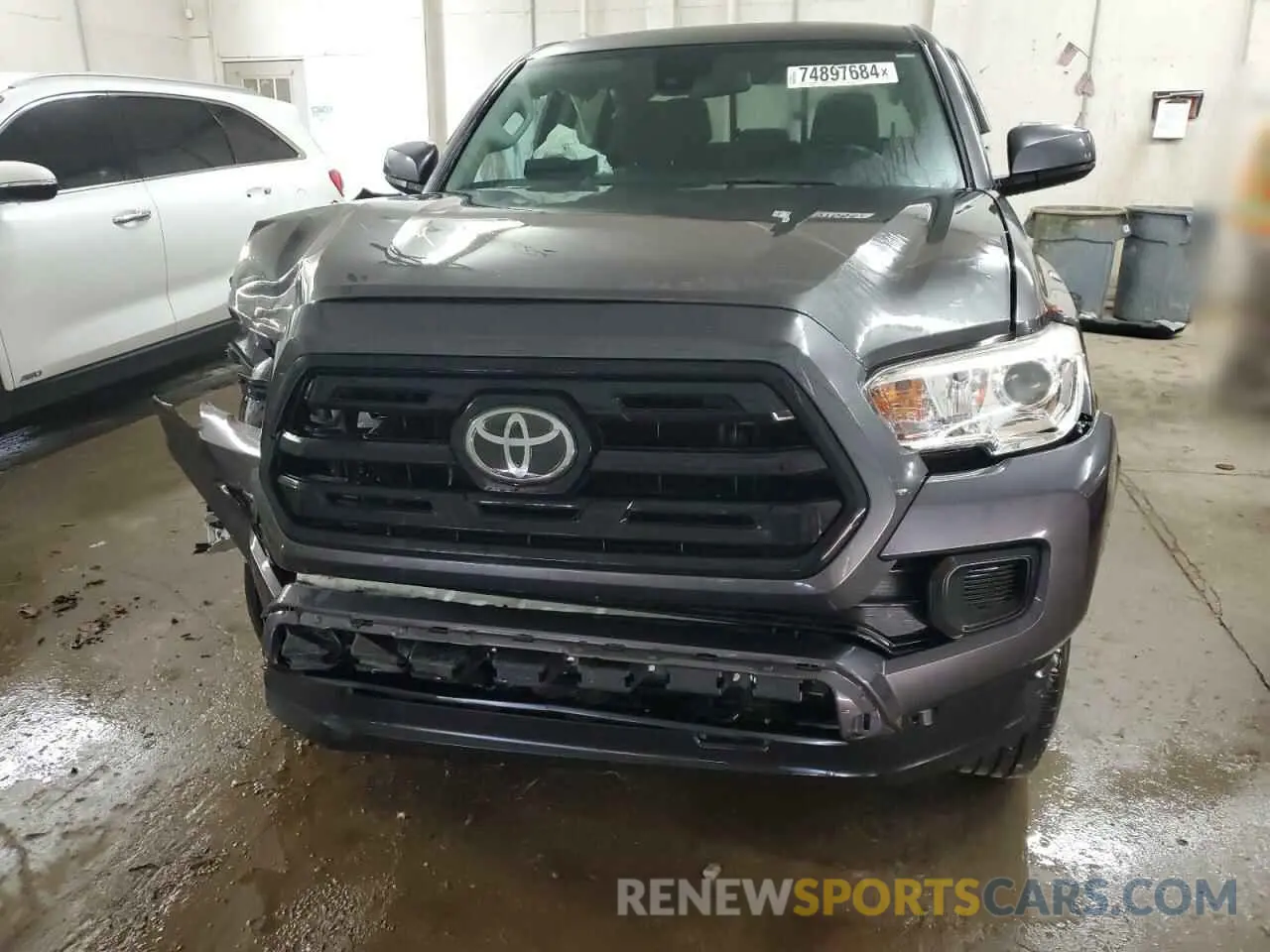 5 Photograph of a damaged car 3TMCZ5AN6KM220639 TOYOTA TACOMA 2019