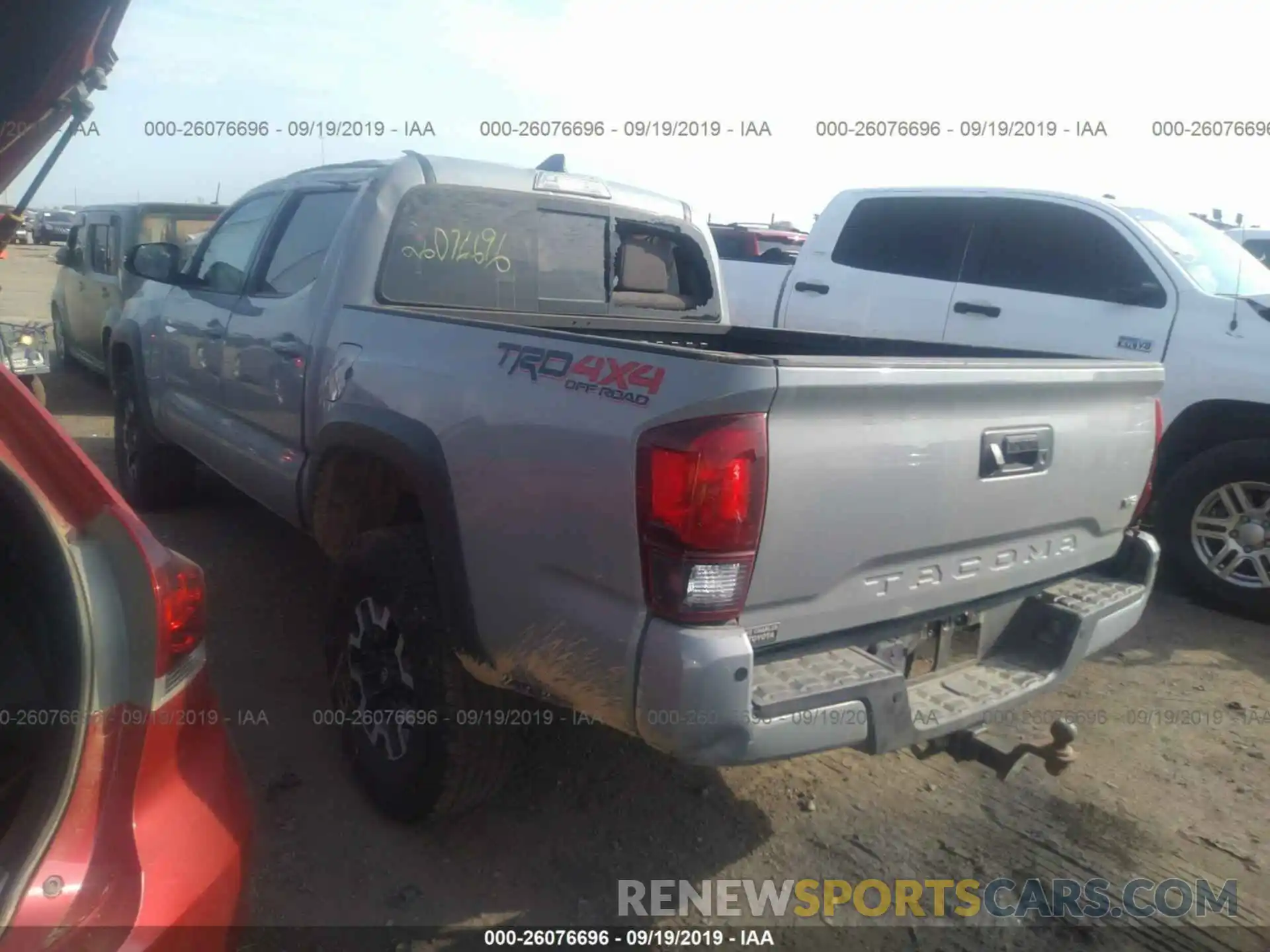 3 Photograph of a damaged car 3TMCZ5AN6KM224478 TOYOTA TACOMA 2019