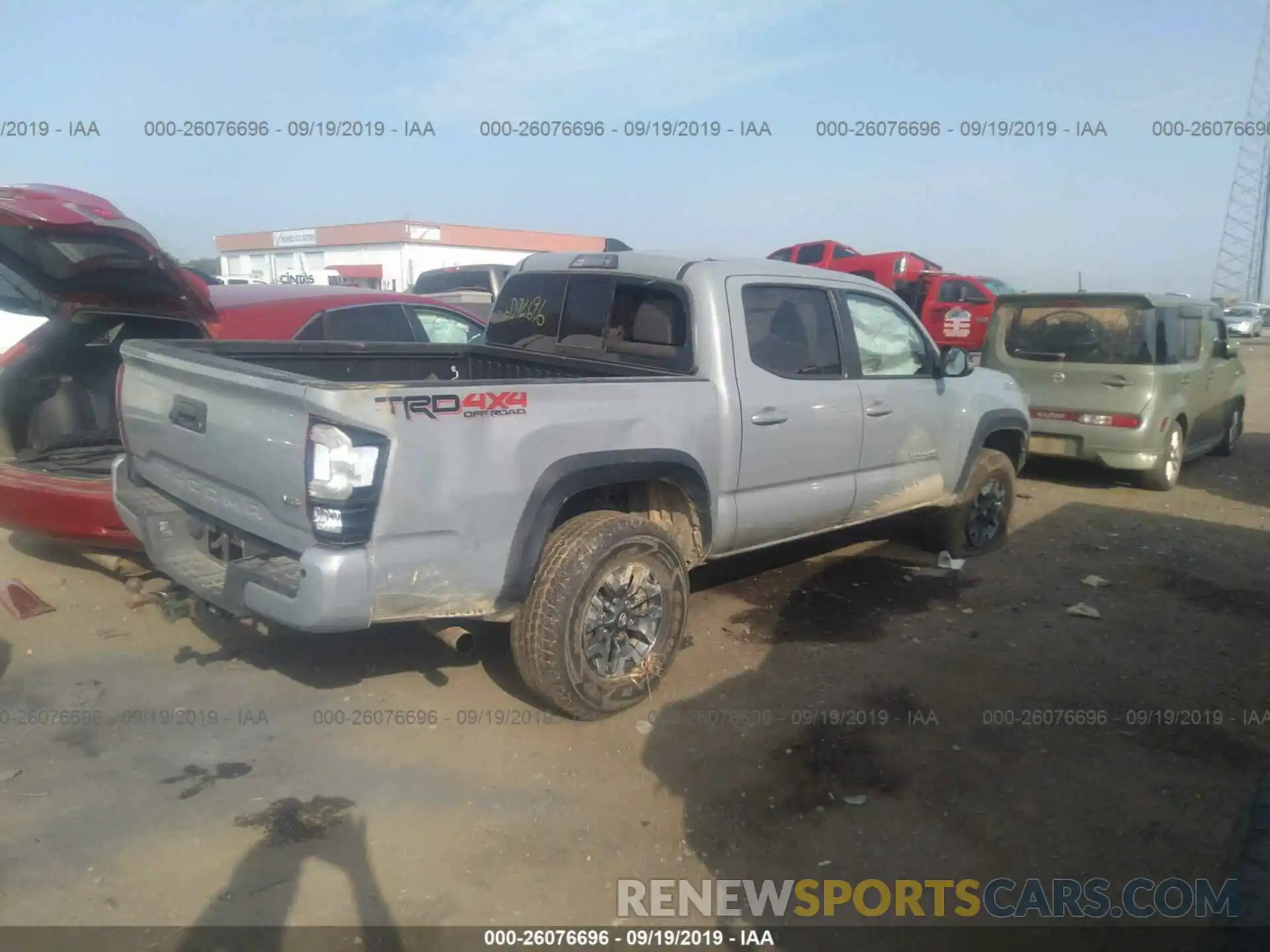 4 Photograph of a damaged car 3TMCZ5AN6KM224478 TOYOTA TACOMA 2019