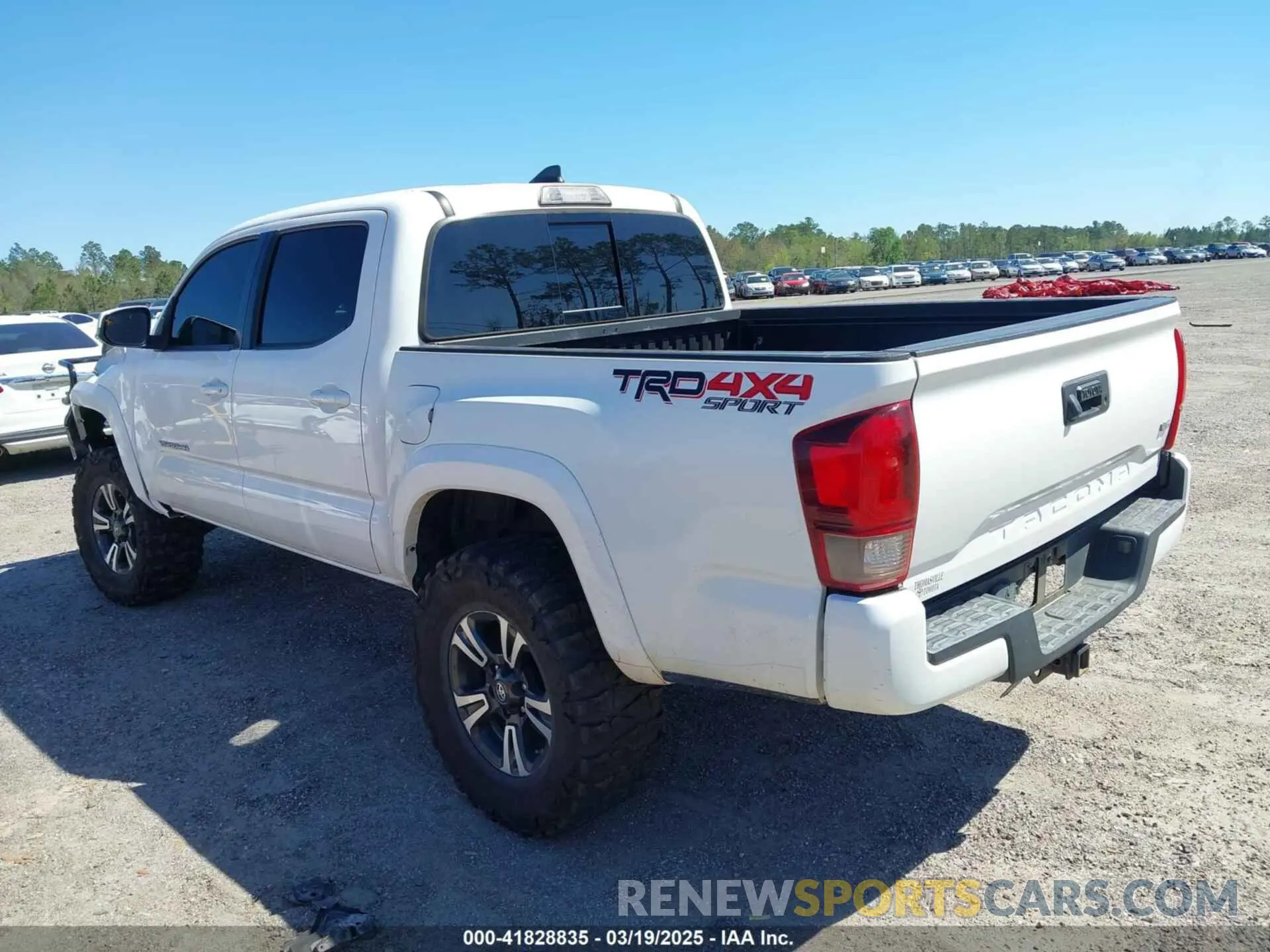 3 Photograph of a damaged car 3TMCZ5AN6KM229597 TOYOTA TACOMA 2019