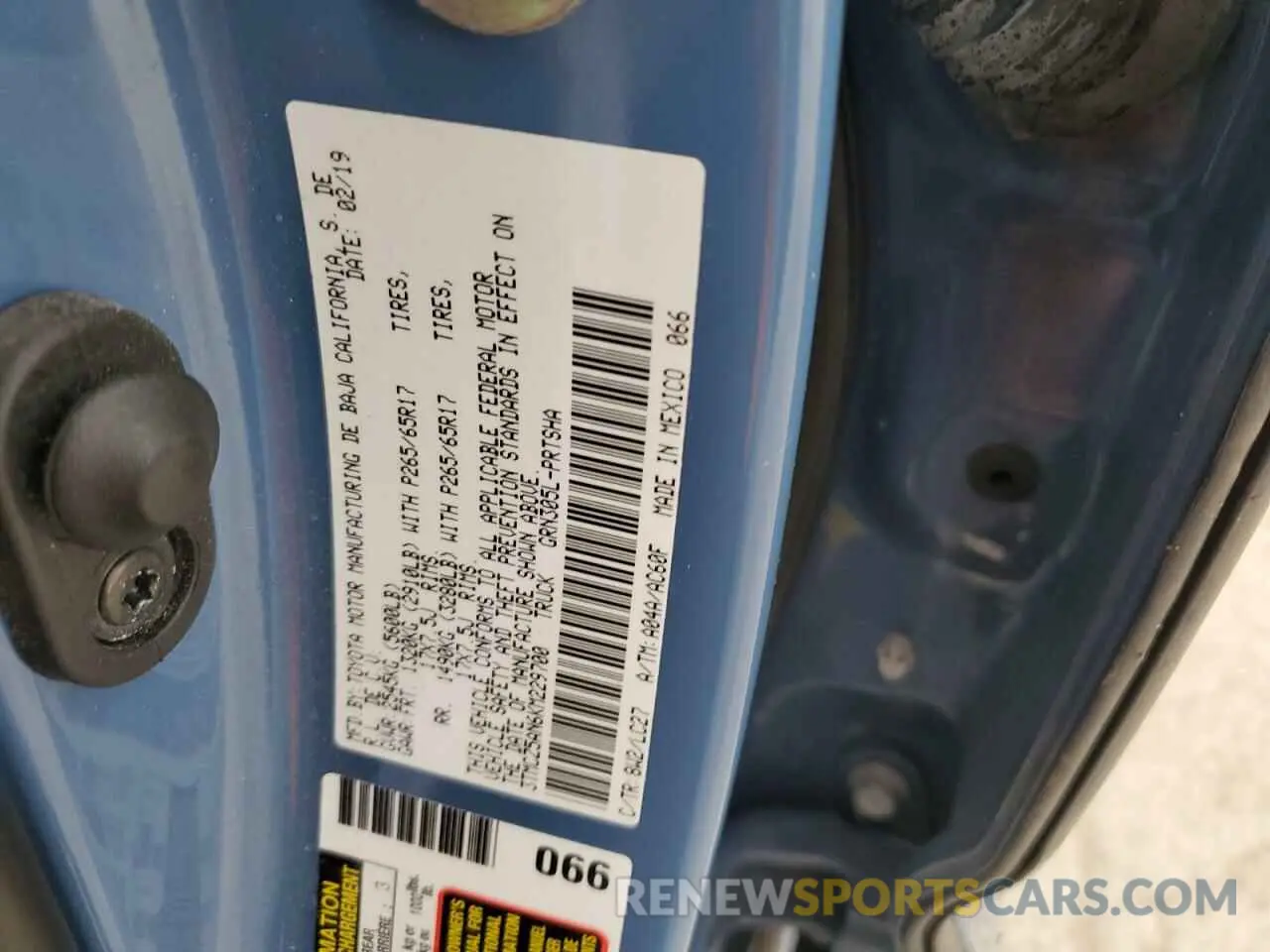 12 Photograph of a damaged car 3TMCZ5AN6KM229700 TOYOTA TACOMA 2019