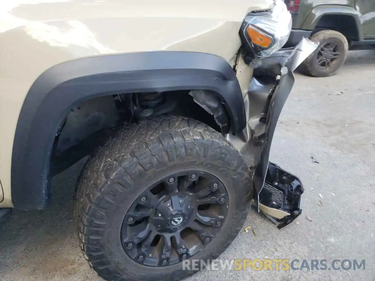 9 Photograph of a damaged car 3TMCZ5AN6KM230698 TOYOTA TACOMA 2019