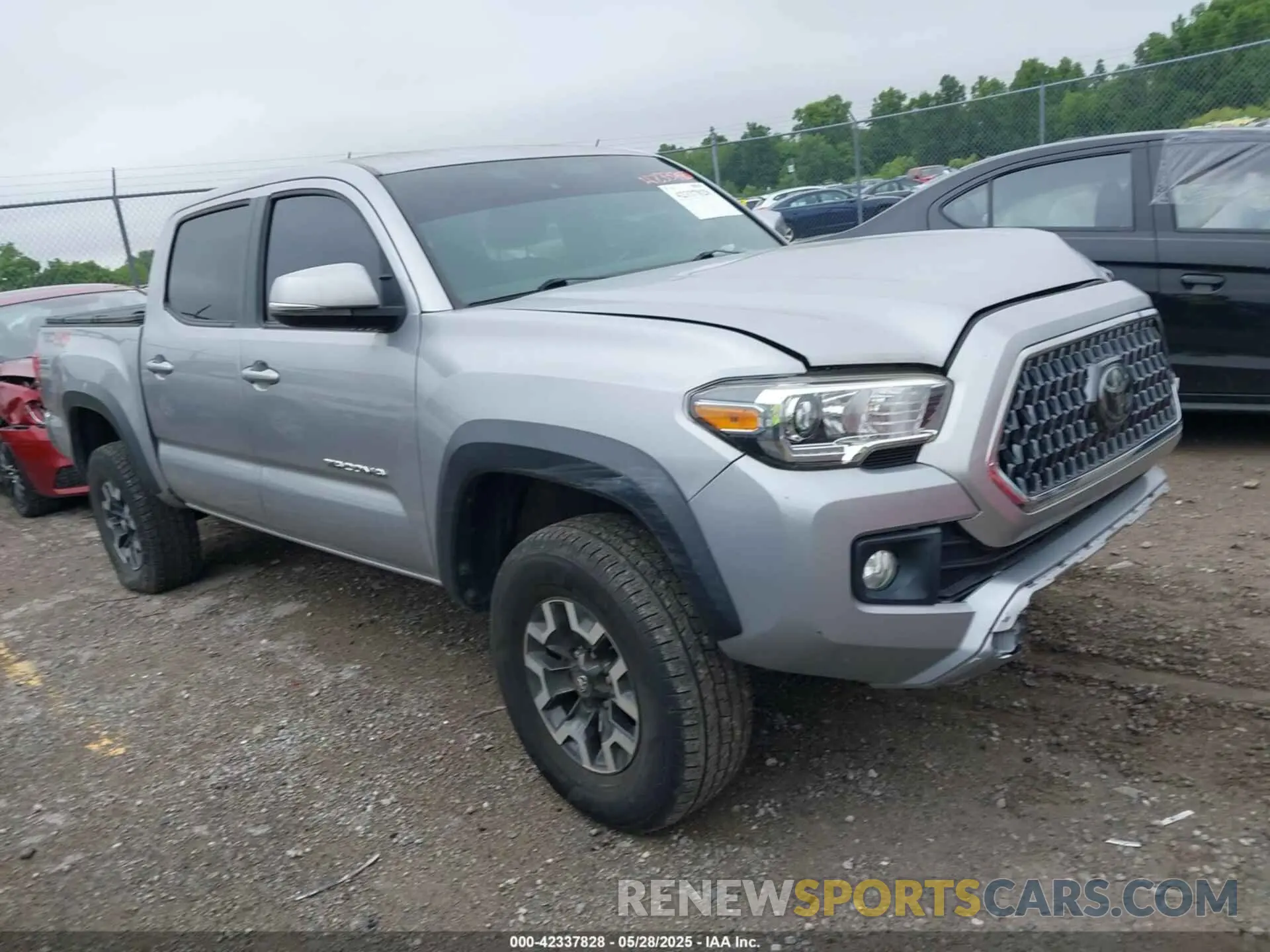 1 Photograph of a damaged car 3TMCZ5AN6KM239871 TOYOTA TACOMA 2019