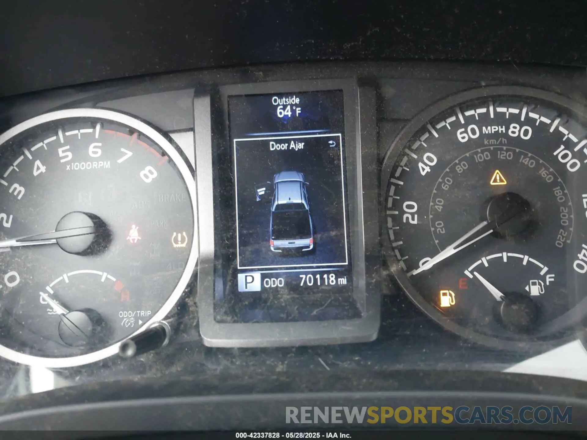7 Photograph of a damaged car 3TMCZ5AN6KM239871 TOYOTA TACOMA 2019