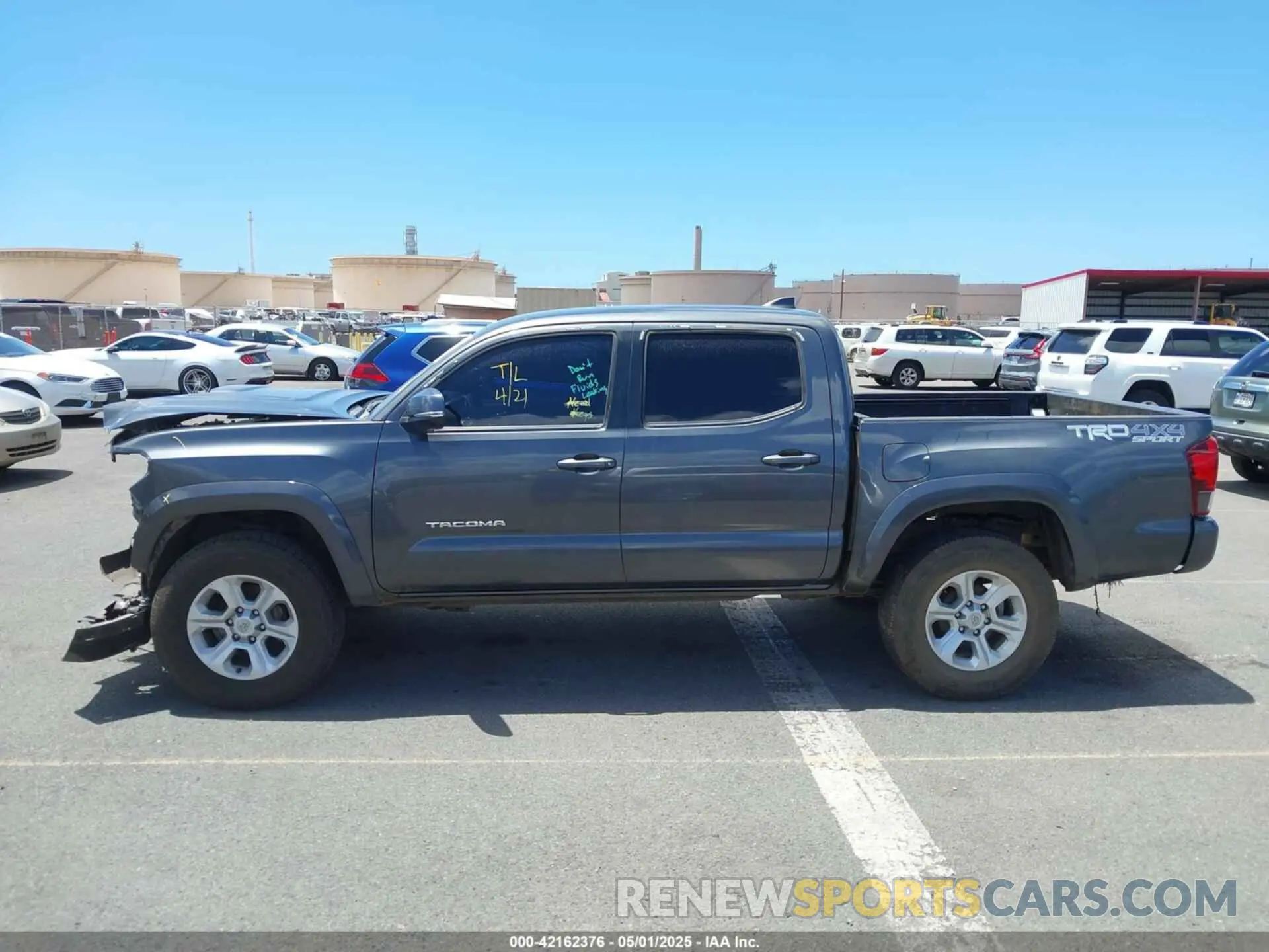 15 Photograph of a damaged car 3TMCZ5AN6KM259778 TOYOTA TACOMA 2019