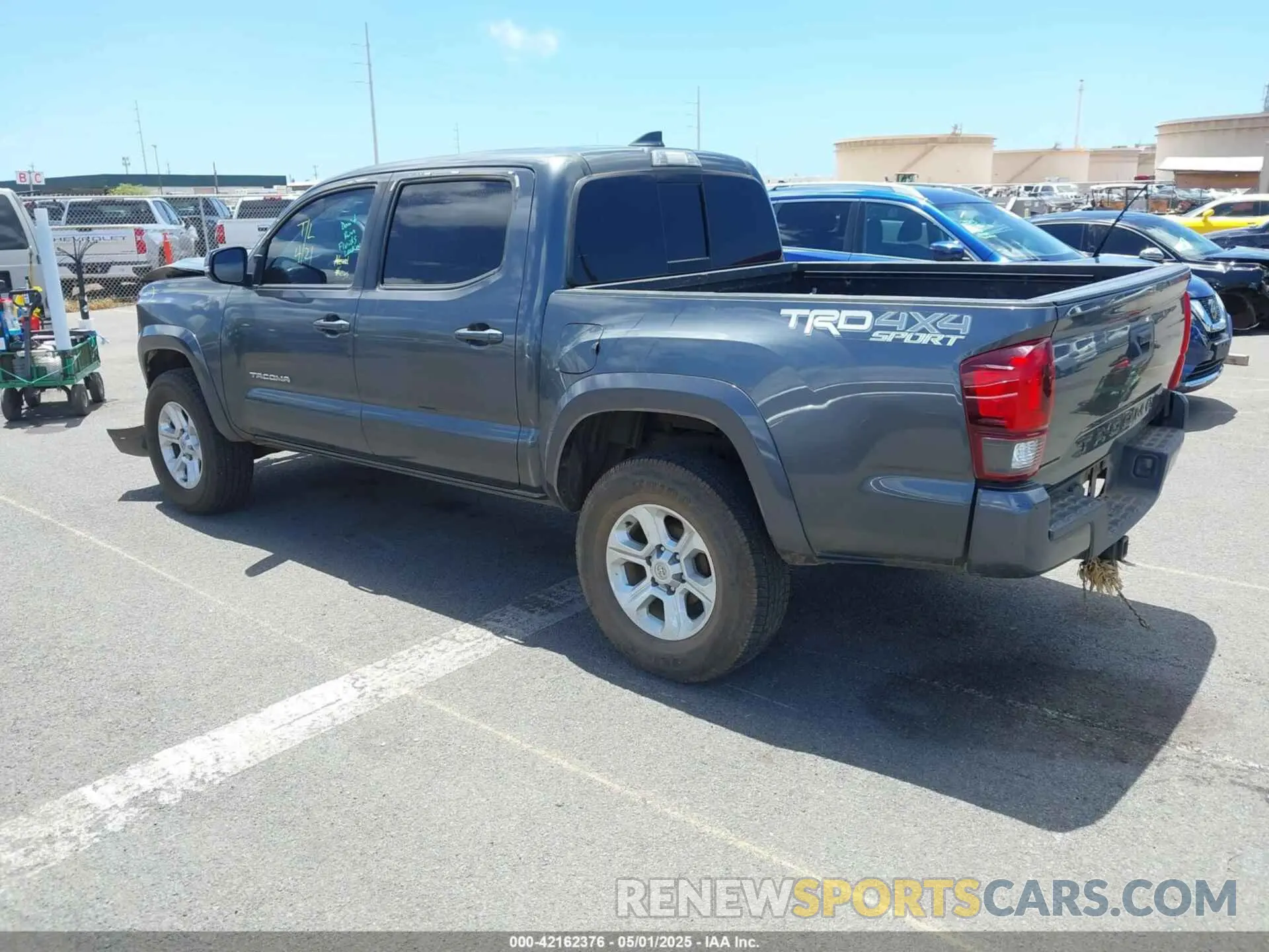 3 Photograph of a damaged car 3TMCZ5AN6KM259778 TOYOTA TACOMA 2019