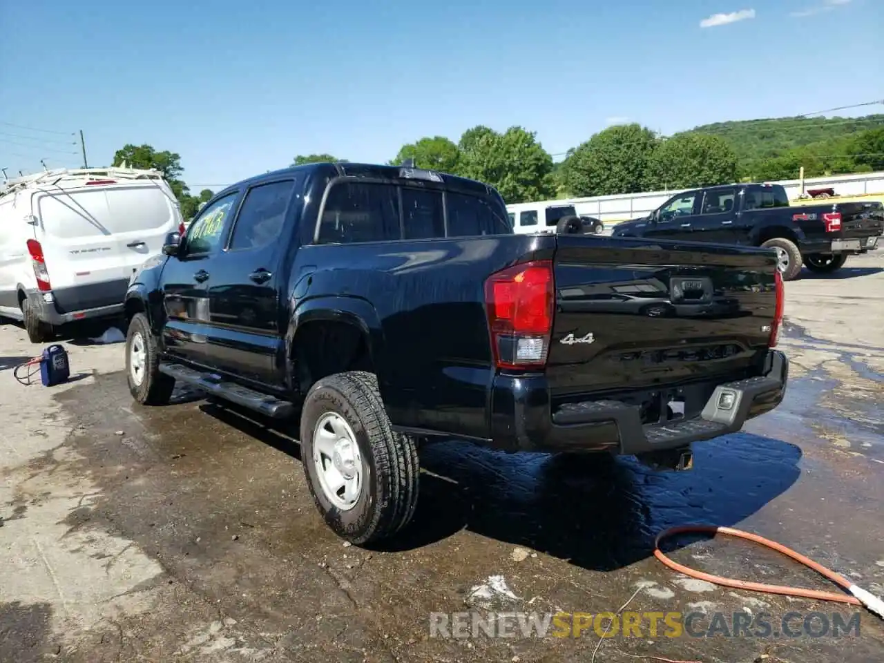 3 Photograph of a damaged car 3TMCZ5AN6KM273731 TOYOTA TACOMA 2019