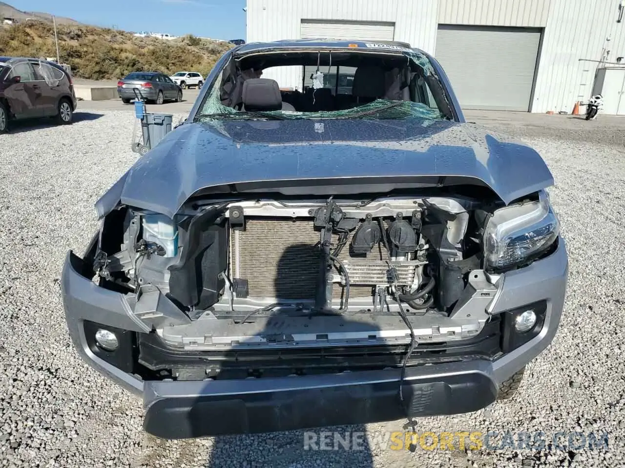5 Photograph of a damaged car 3TMCZ5AN6KM275267 TOYOTA TACOMA 2019