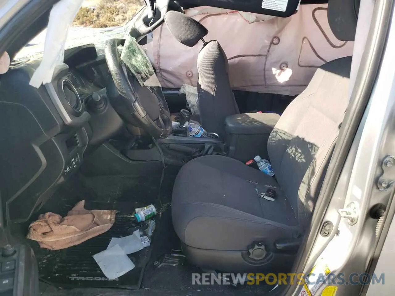 7 Photograph of a damaged car 3TMCZ5AN6KM275267 TOYOTA TACOMA 2019