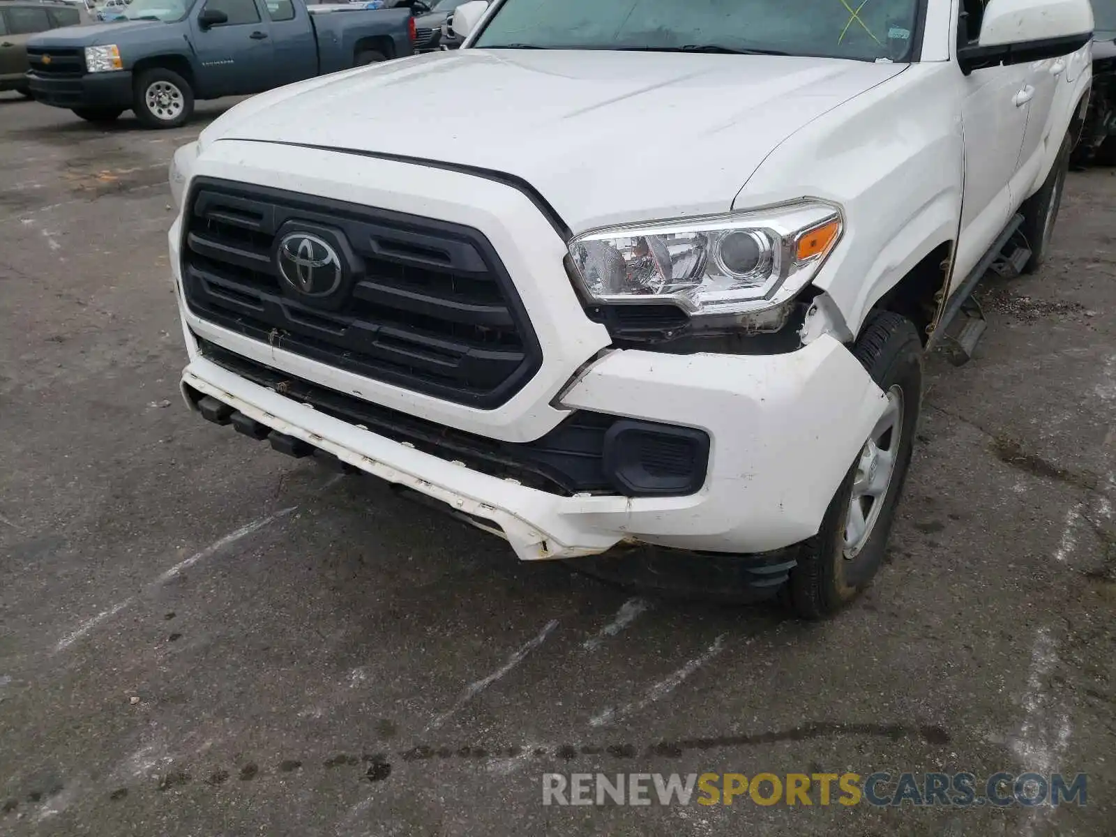 9 Photograph of a damaged car 3TMCZ5AN6KM284972 TOYOTA TACOMA 2019