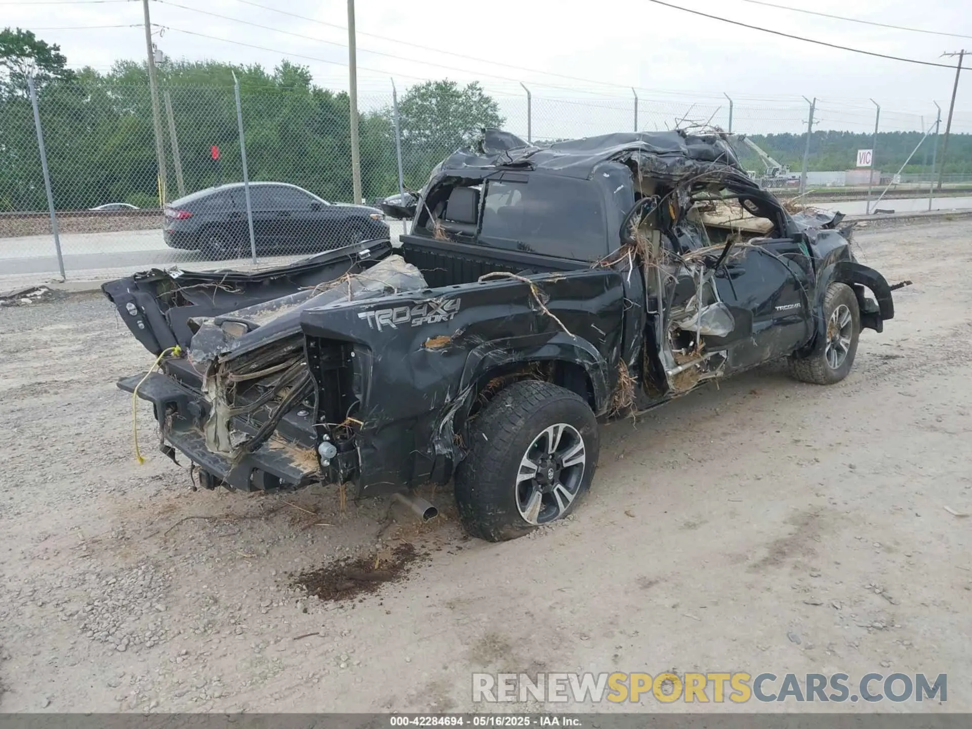 4 Photograph of a damaged car 3TMCZ5AN7KM203669 TOYOTA TACOMA 2019