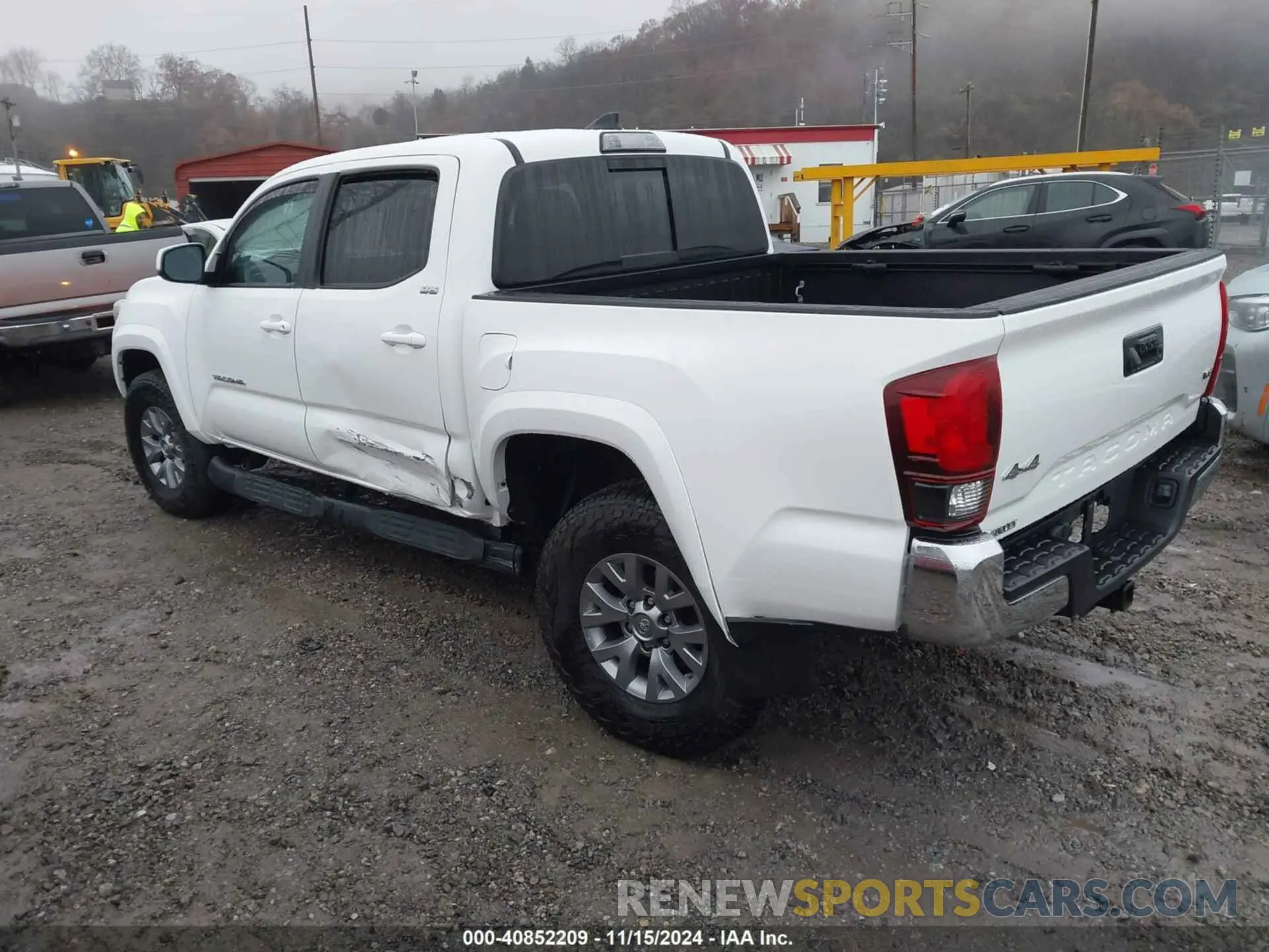 3 Photograph of a damaged car 3TMCZ5AN7KM205504 TOYOTA TACOMA 2019