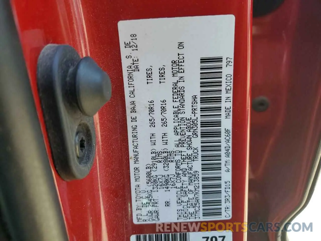 12 Photograph of a damaged car 3TMCZ5AN7KM213859 TOYOTA TACOMA 2019
