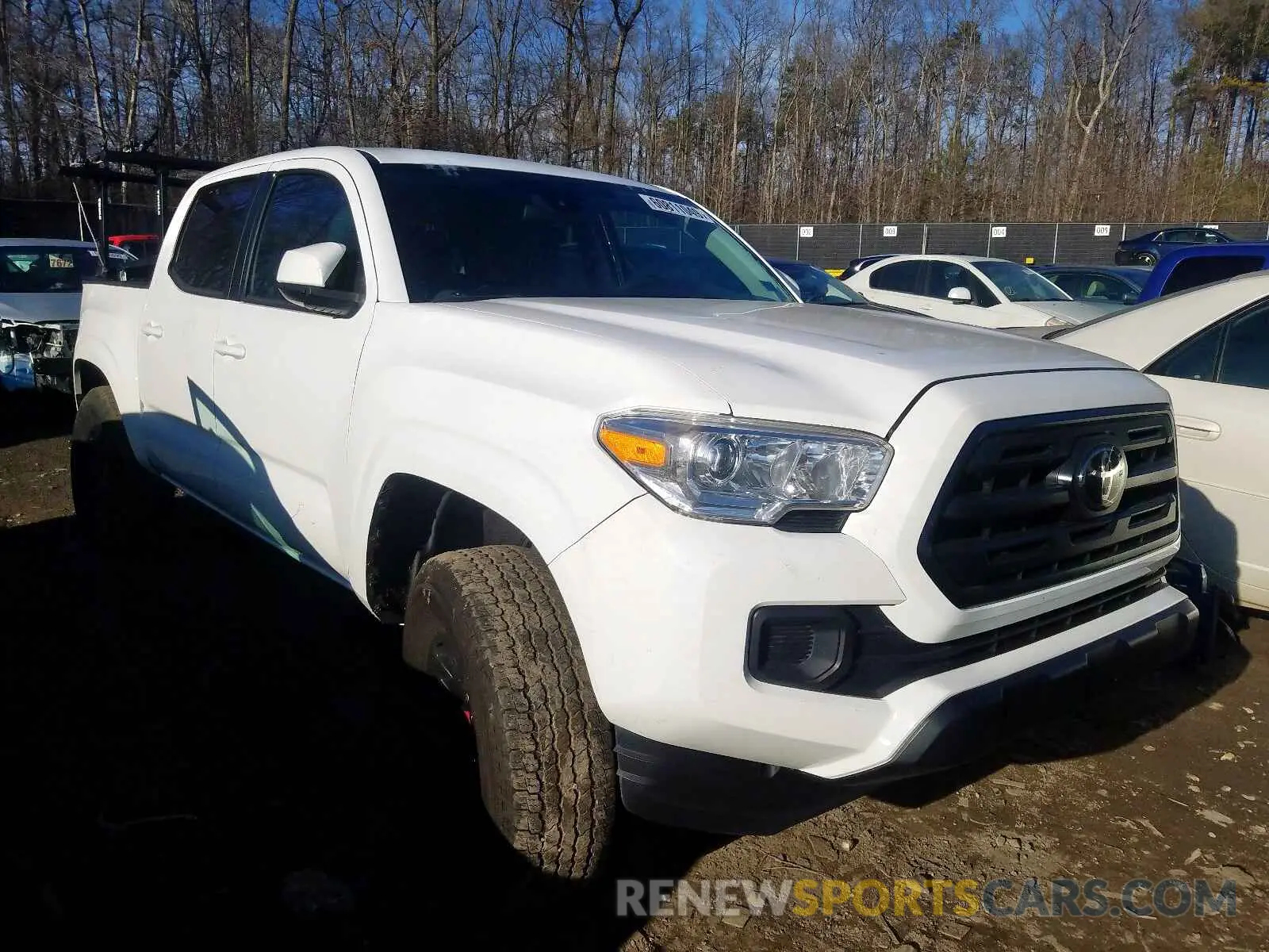 1 Photograph of a damaged car 3TMCZ5AN7KM215790 TOYOTA TACOMA 2019