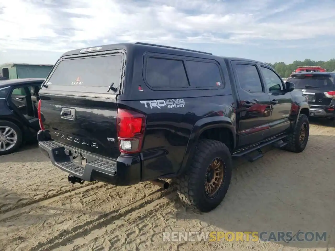 4 Photograph of a damaged car 3TMCZ5AN7KM221542 TOYOTA TACOMA 2019