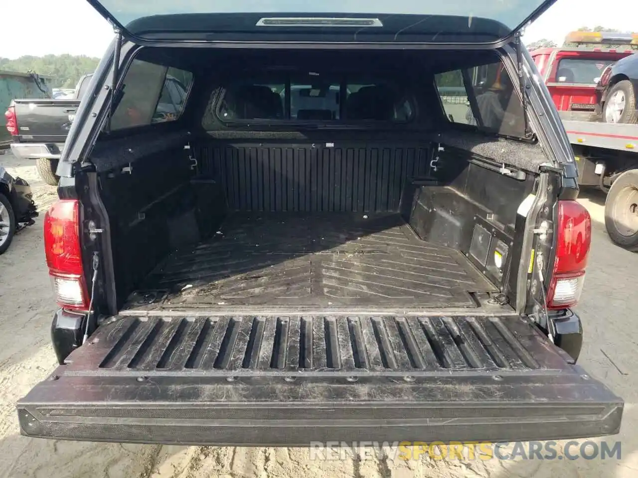 9 Photograph of a damaged car 3TMCZ5AN7KM221542 TOYOTA TACOMA 2019