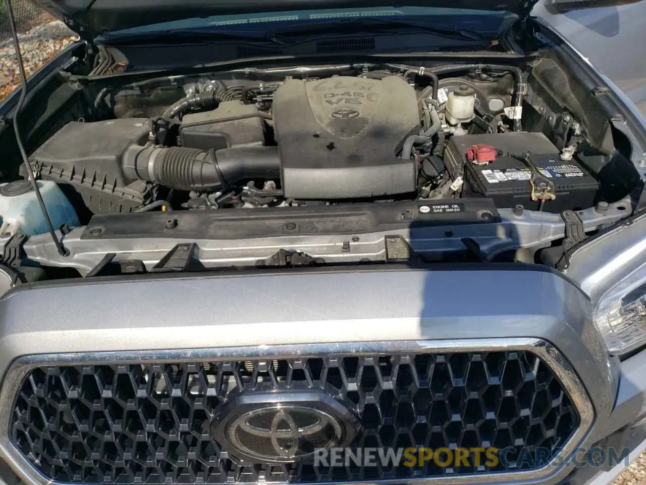 11 Photograph of a damaged car 3TMCZ5AN7KM235358 TOYOTA TACOMA 2019