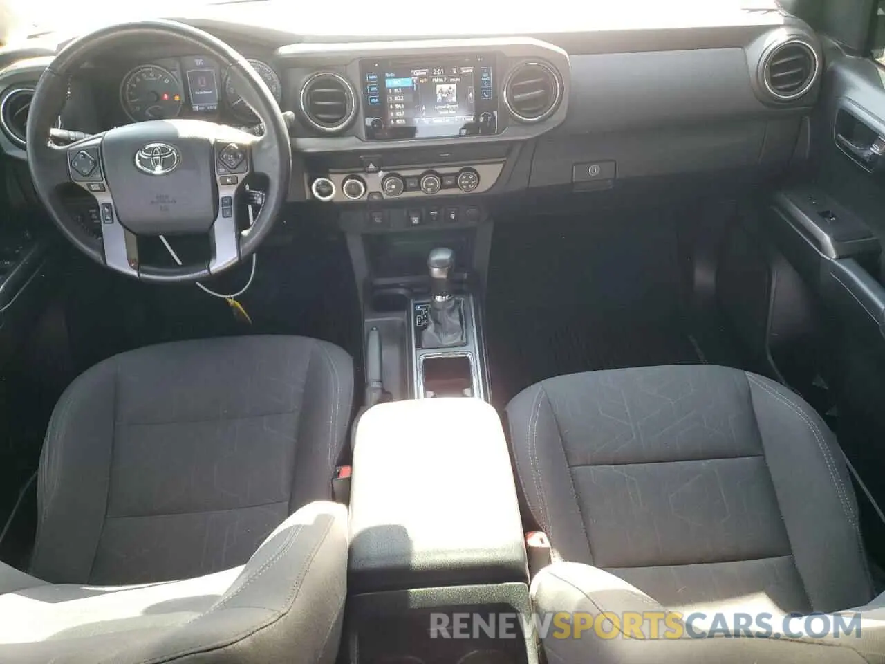 8 Photograph of a damaged car 3TMCZ5AN7KM235358 TOYOTA TACOMA 2019
