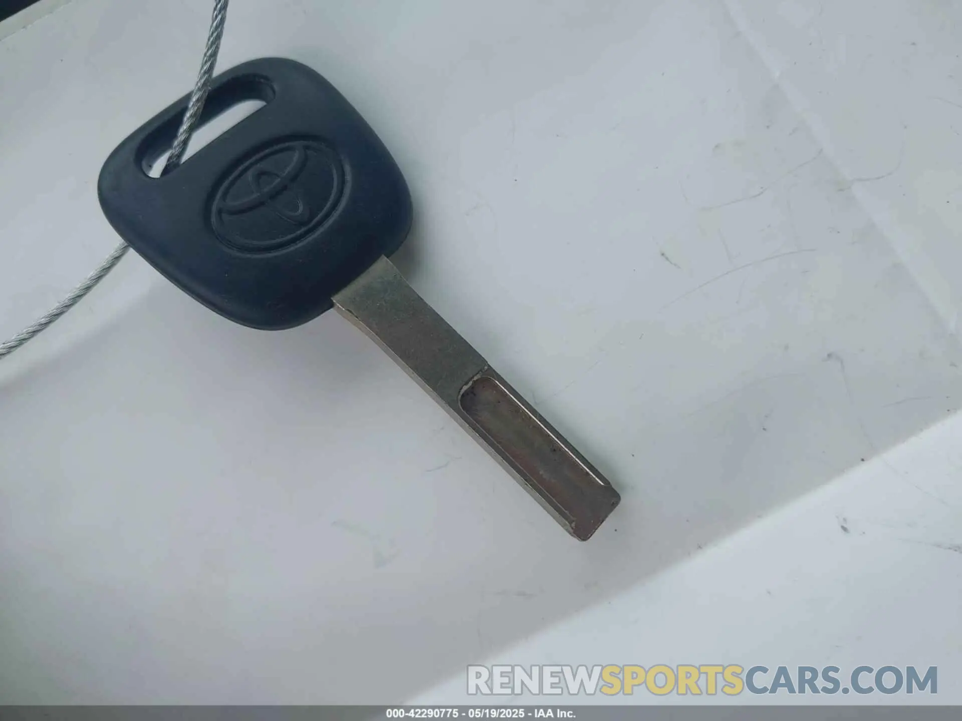 11 Photograph of a damaged car 3TMCZ5AN7KM238146 TOYOTA TACOMA 2019