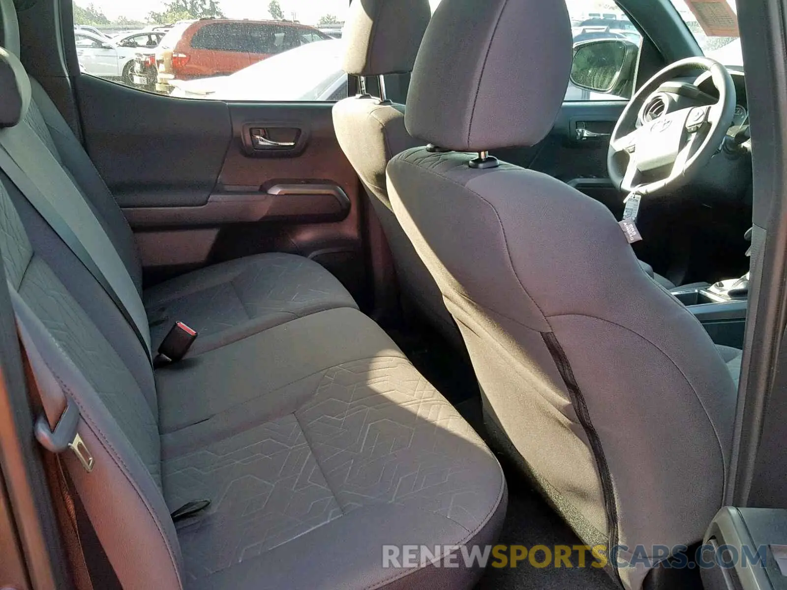 6 Photograph of a damaged car 3TMCZ5AN7KM257358 TOYOTA TACOMA 2019