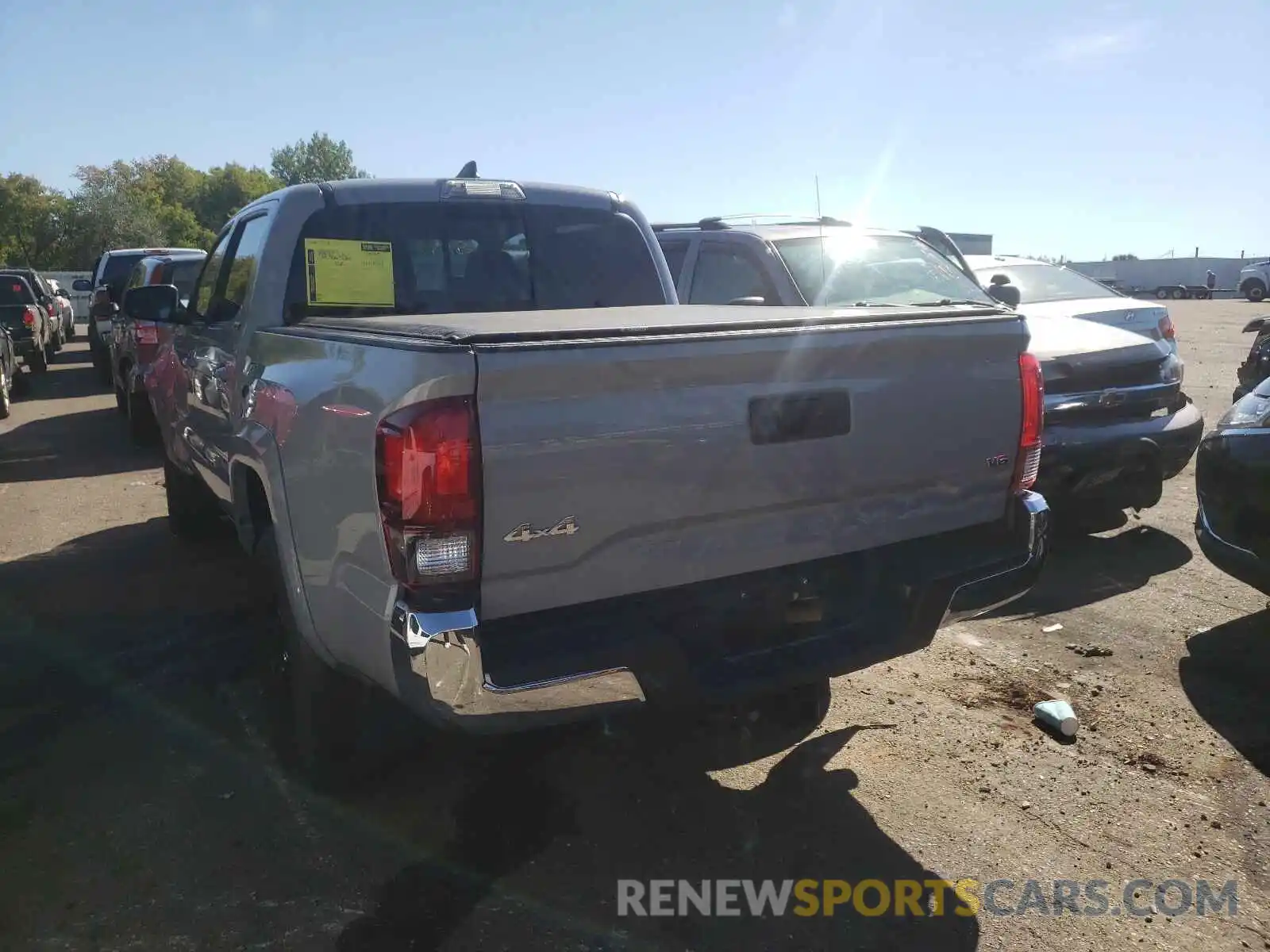 3 Photograph of a damaged car 3TMCZ5AN7KM263323 TOYOTA TACOMA 2019