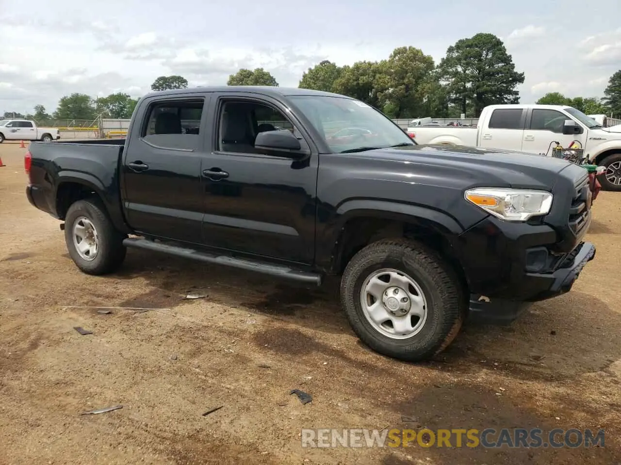 4 Photograph of a damaged car 3TMCZ5AN7KM277061 TOYOTA TACOMA 2019