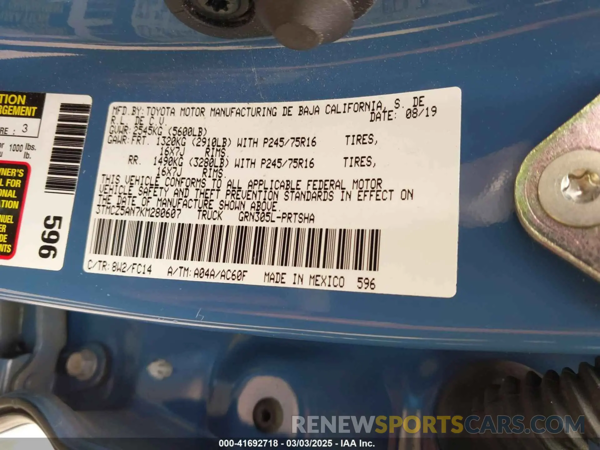 9 Photograph of a damaged car 3TMCZ5AN7KM280607 TOYOTA TACOMA 2019