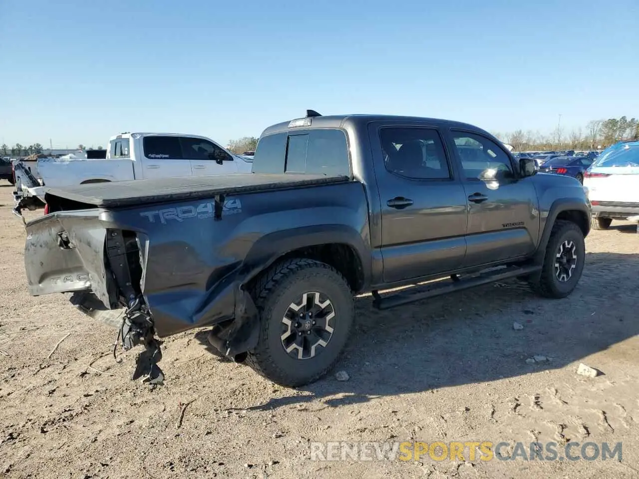 3 Photograph of a damaged car 3TMCZ5AN7KM287170 TOYOTA TACOMA 2019