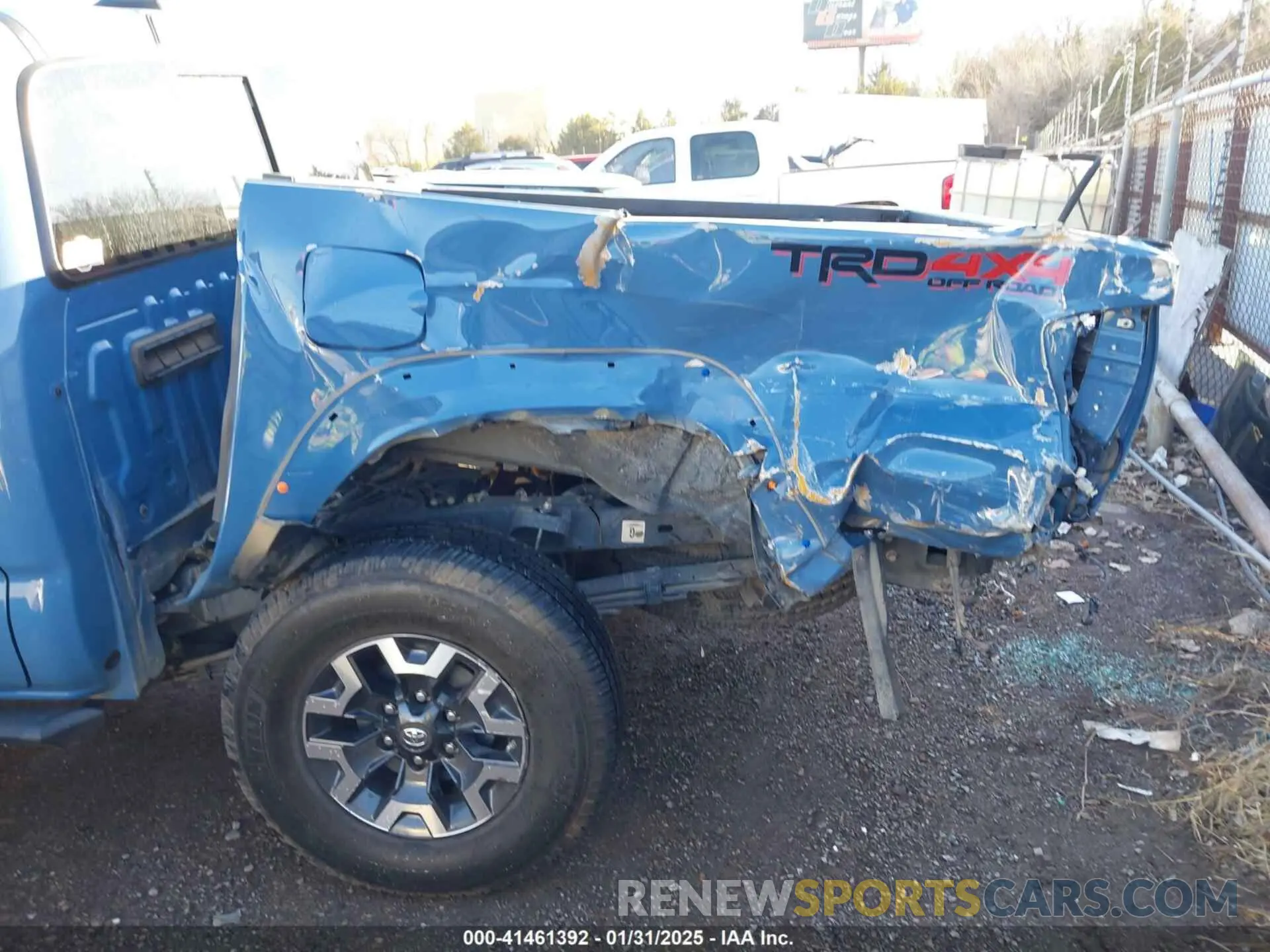 6 Photograph of a damaged car 3TMCZ5AN8KM192469 TOYOTA TACOMA 2019
