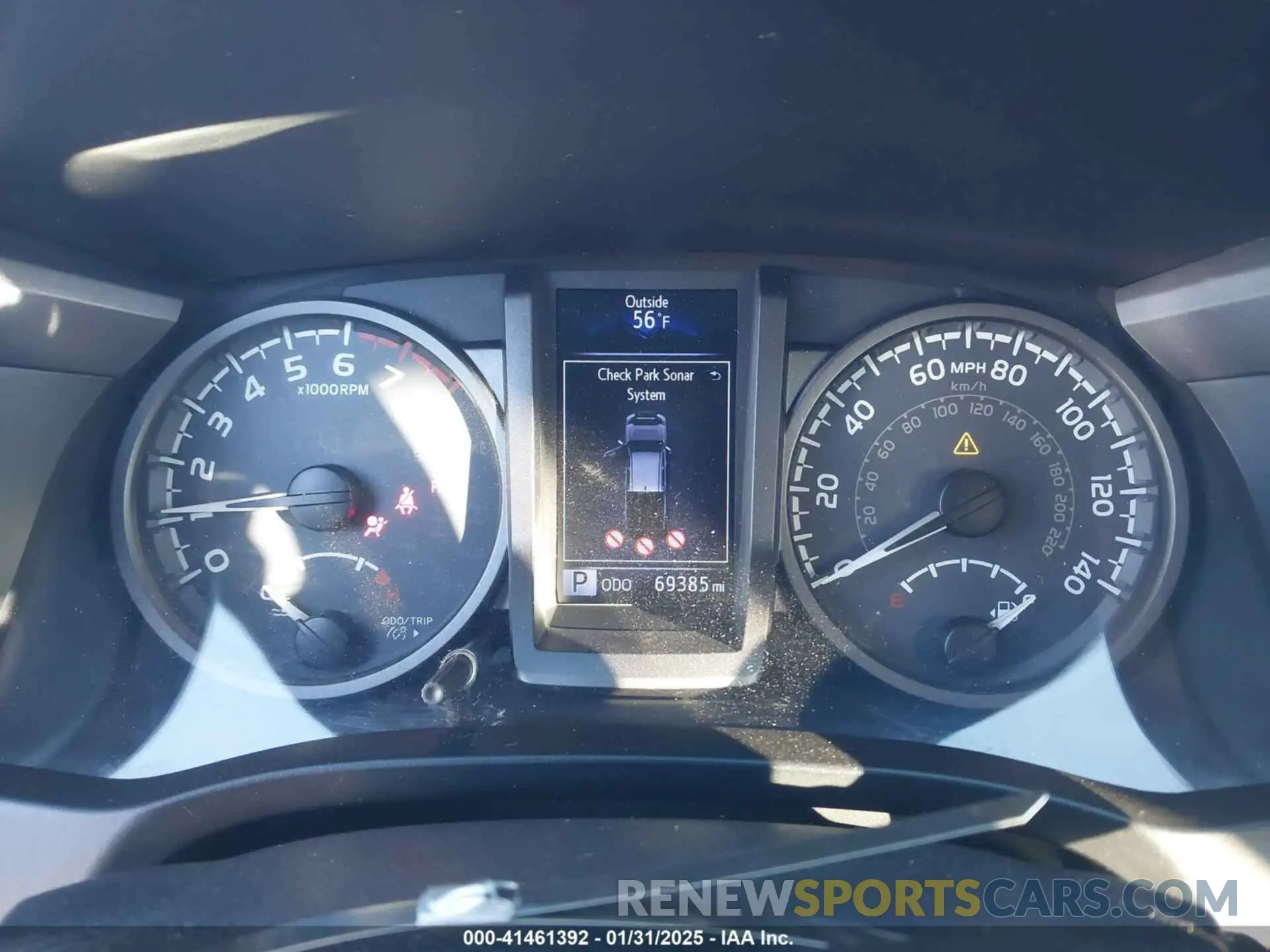 7 Photograph of a damaged car 3TMCZ5AN8KM192469 TOYOTA TACOMA 2019