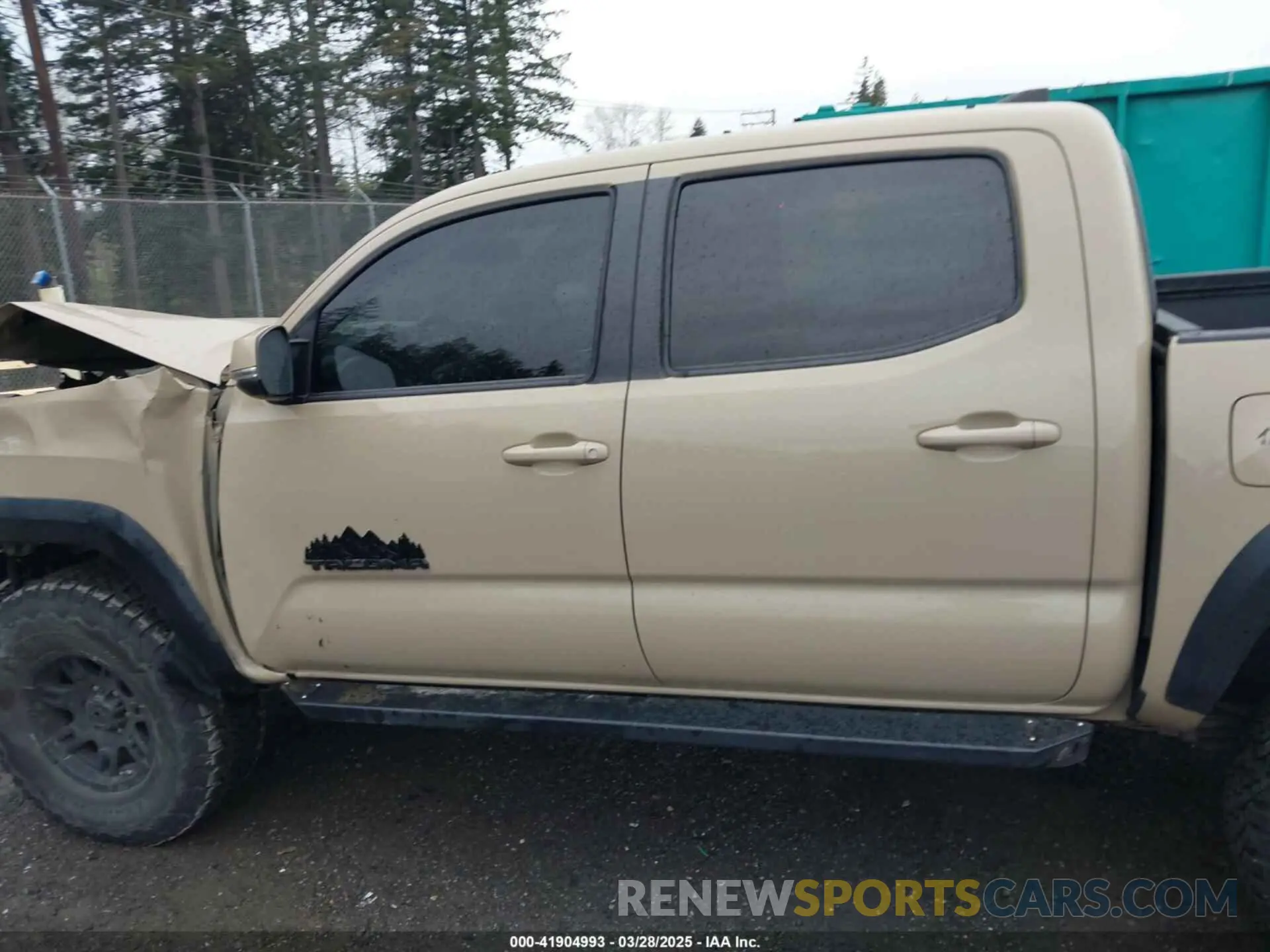 14 Photograph of a damaged car 3TMCZ5AN8KM199423 TOYOTA TACOMA 2019