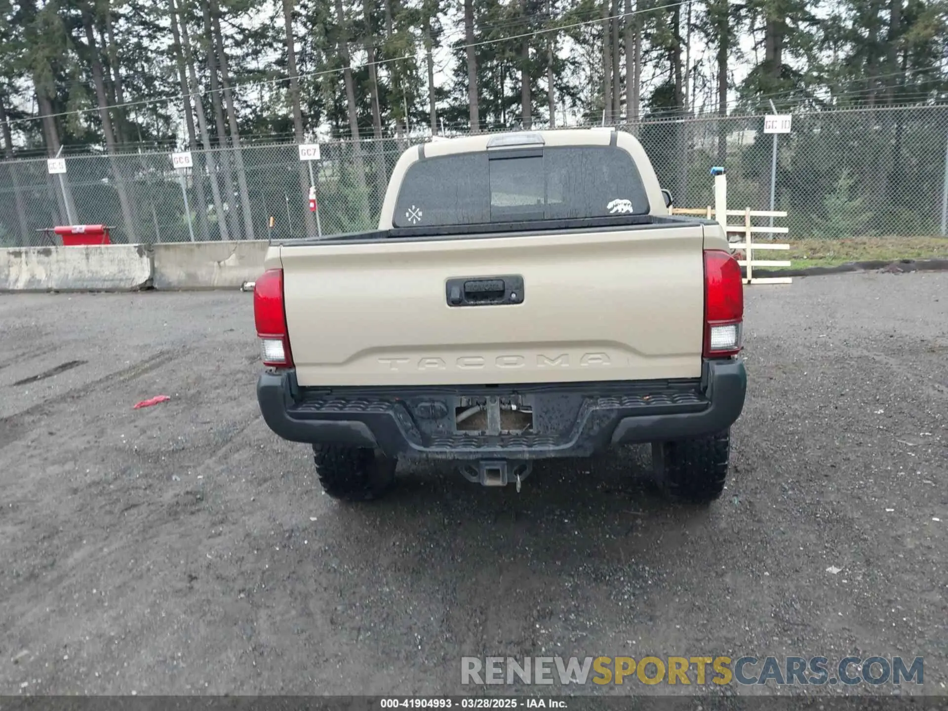 16 Photograph of a damaged car 3TMCZ5AN8KM199423 TOYOTA TACOMA 2019