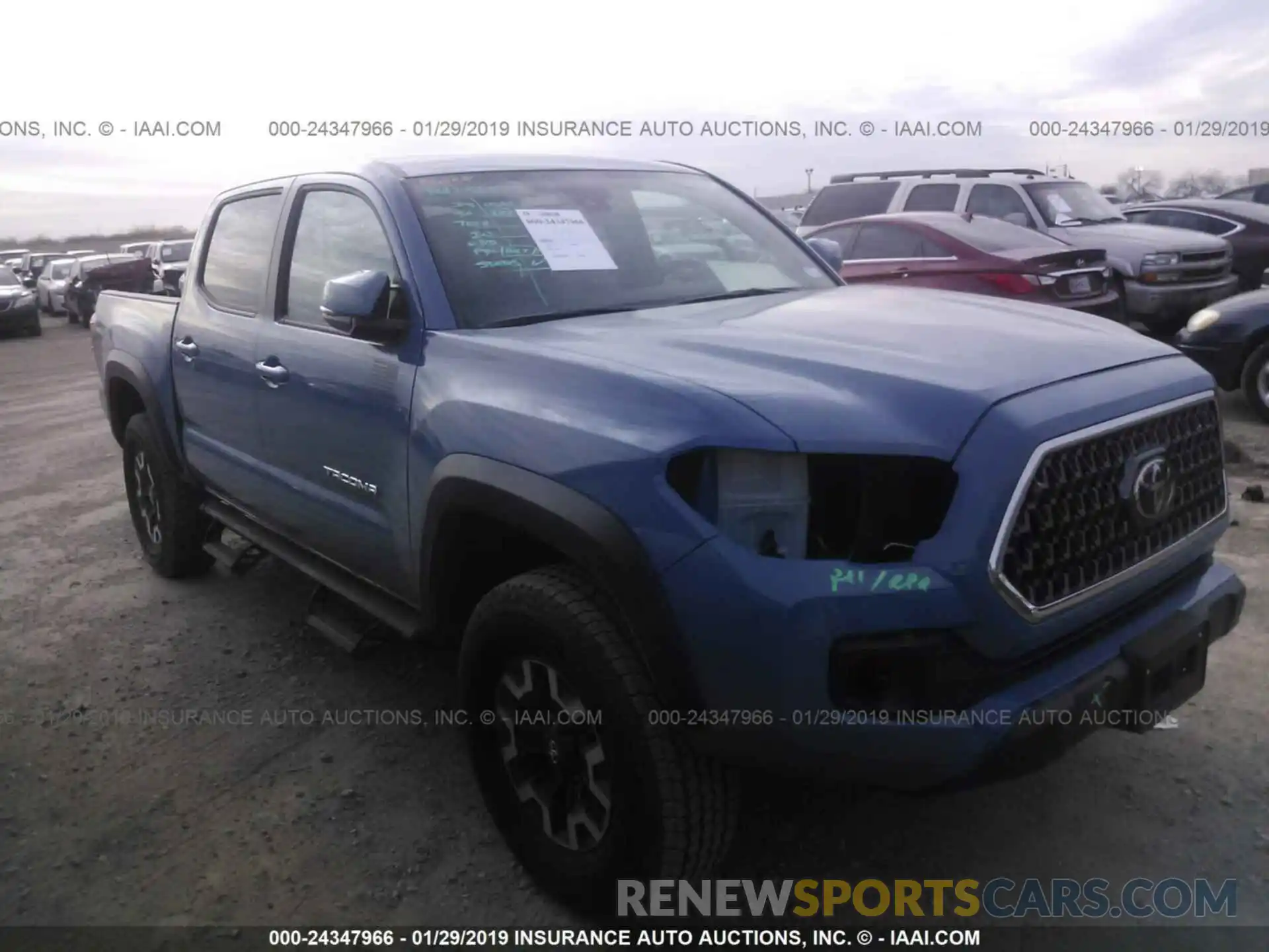 1 Photograph of a damaged car 3TMCZ5AN8KM202384 TOYOTA TACOMA 2019