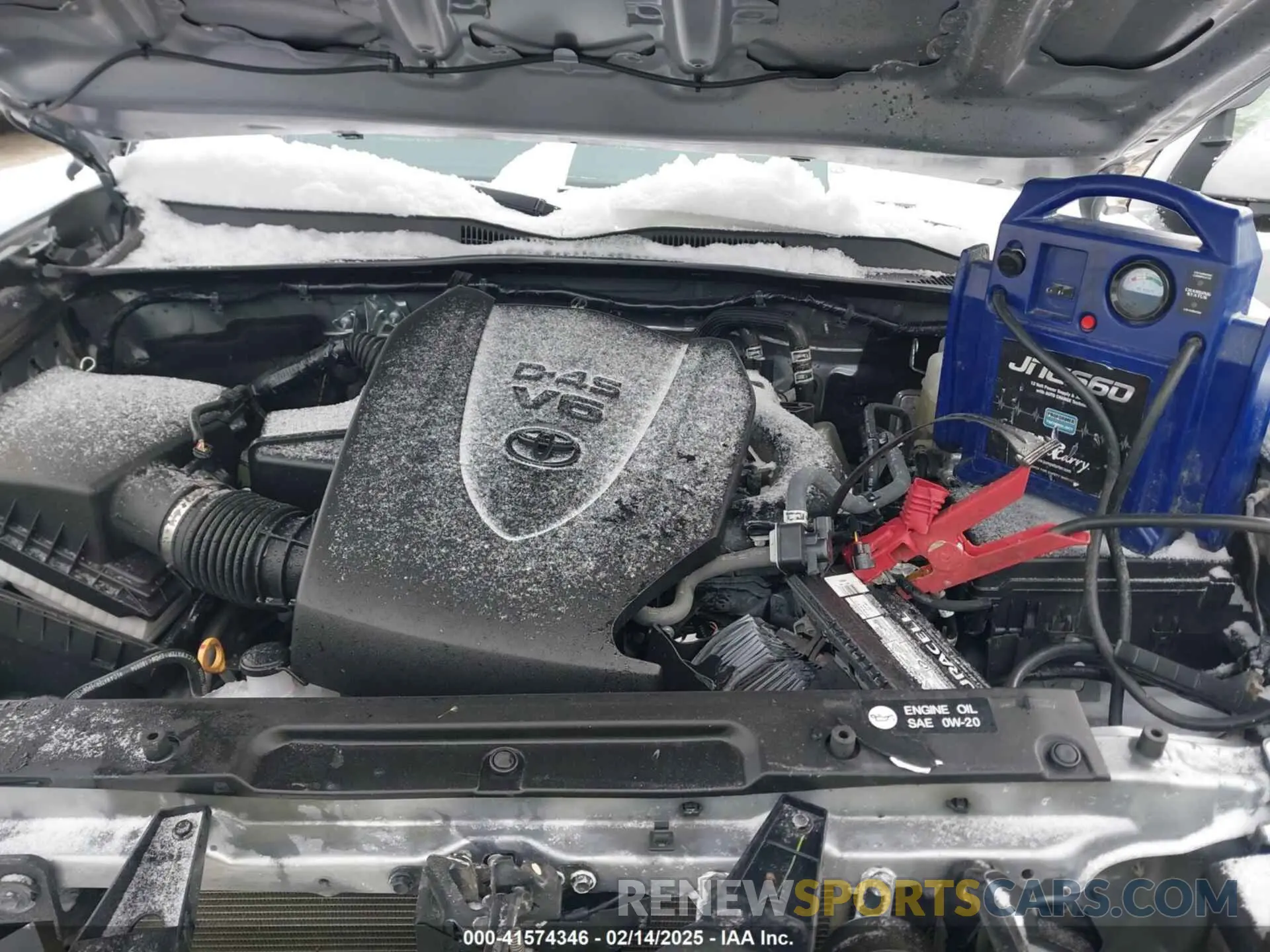 10 Photograph of a damaged car 3TMCZ5AN8KM211246 TOYOTA TACOMA 2019