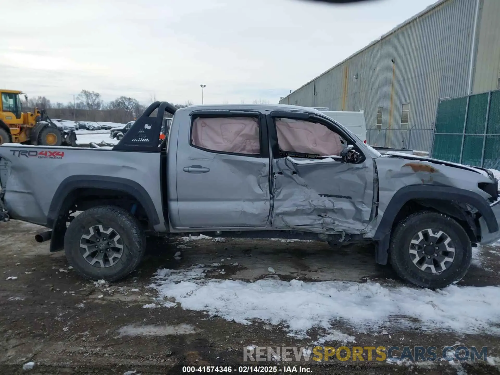 13 Photograph of a damaged car 3TMCZ5AN8KM211246 TOYOTA TACOMA 2019