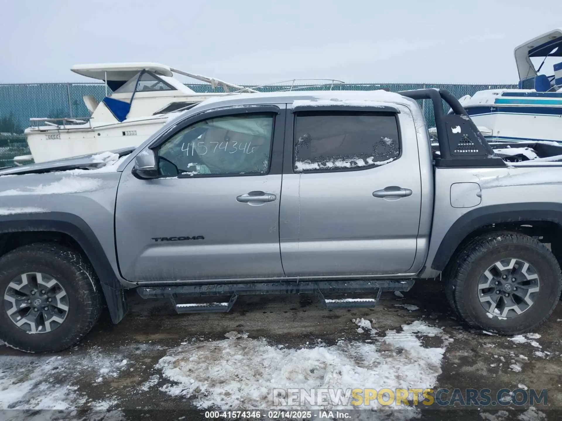 14 Photograph of a damaged car 3TMCZ5AN8KM211246 TOYOTA TACOMA 2019