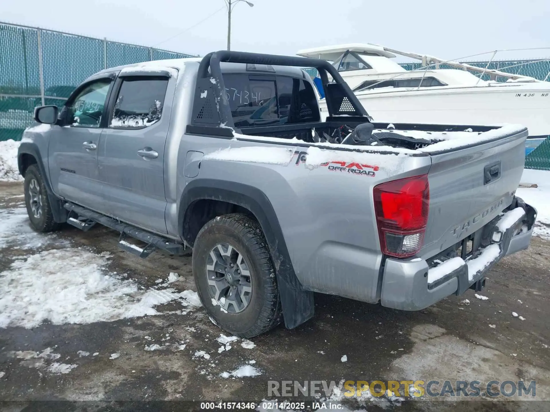3 Photograph of a damaged car 3TMCZ5AN8KM211246 TOYOTA TACOMA 2019