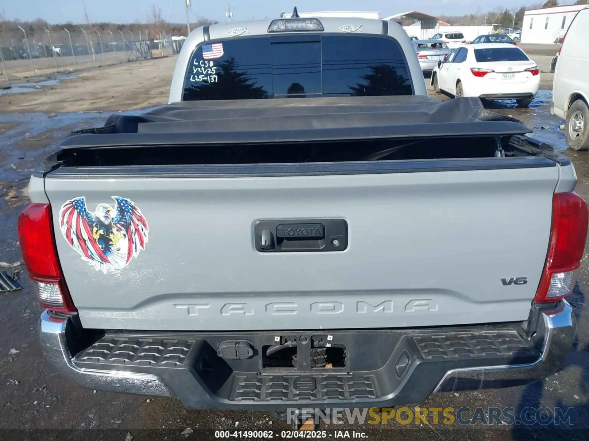 16 Photograph of a damaged car 3TMCZ5AN8KM268854 TOYOTA TACOMA 2019