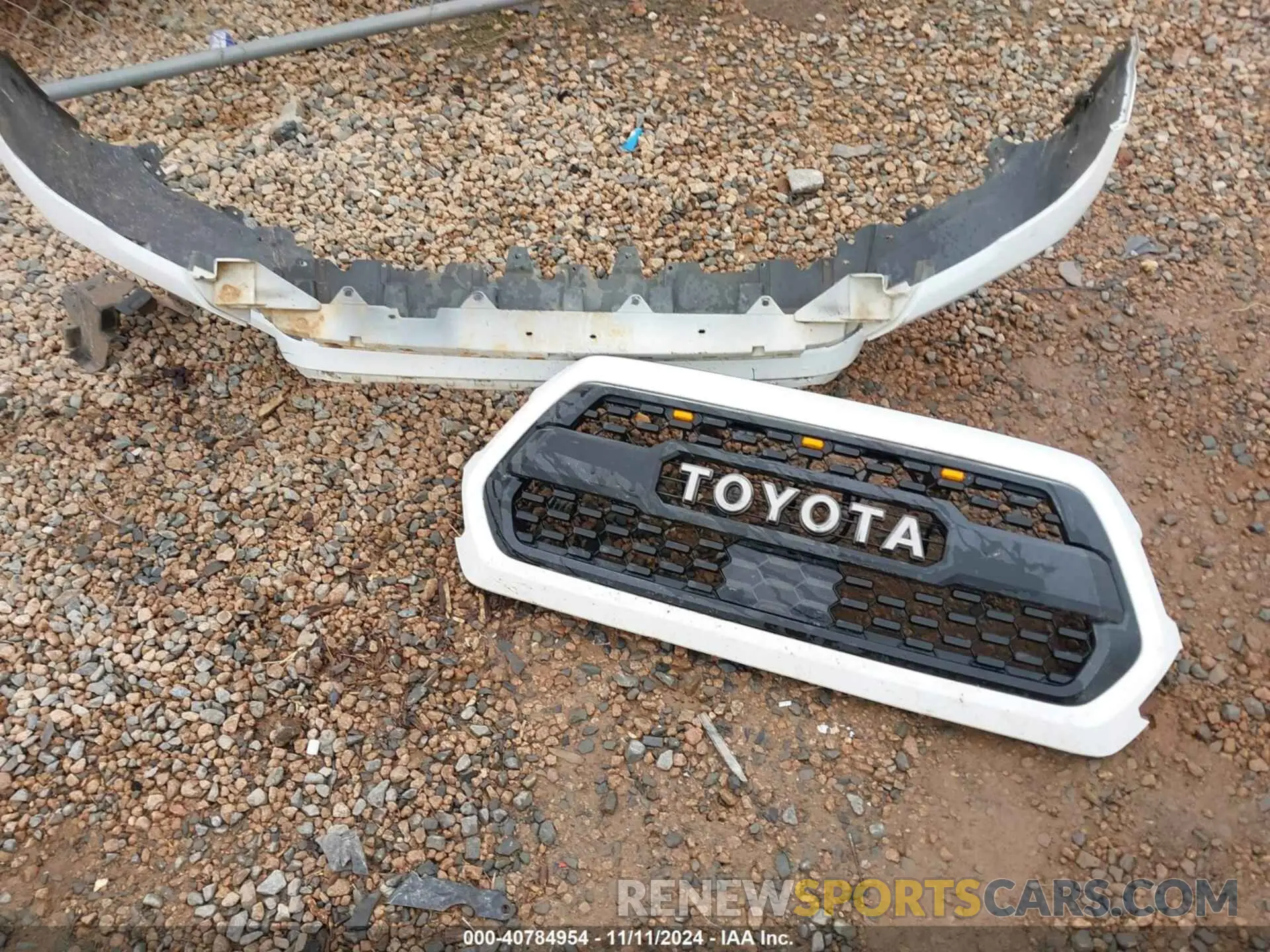 12 Photograph of a damaged car 3TMCZ5AN8KM273147 TOYOTA TACOMA 2019