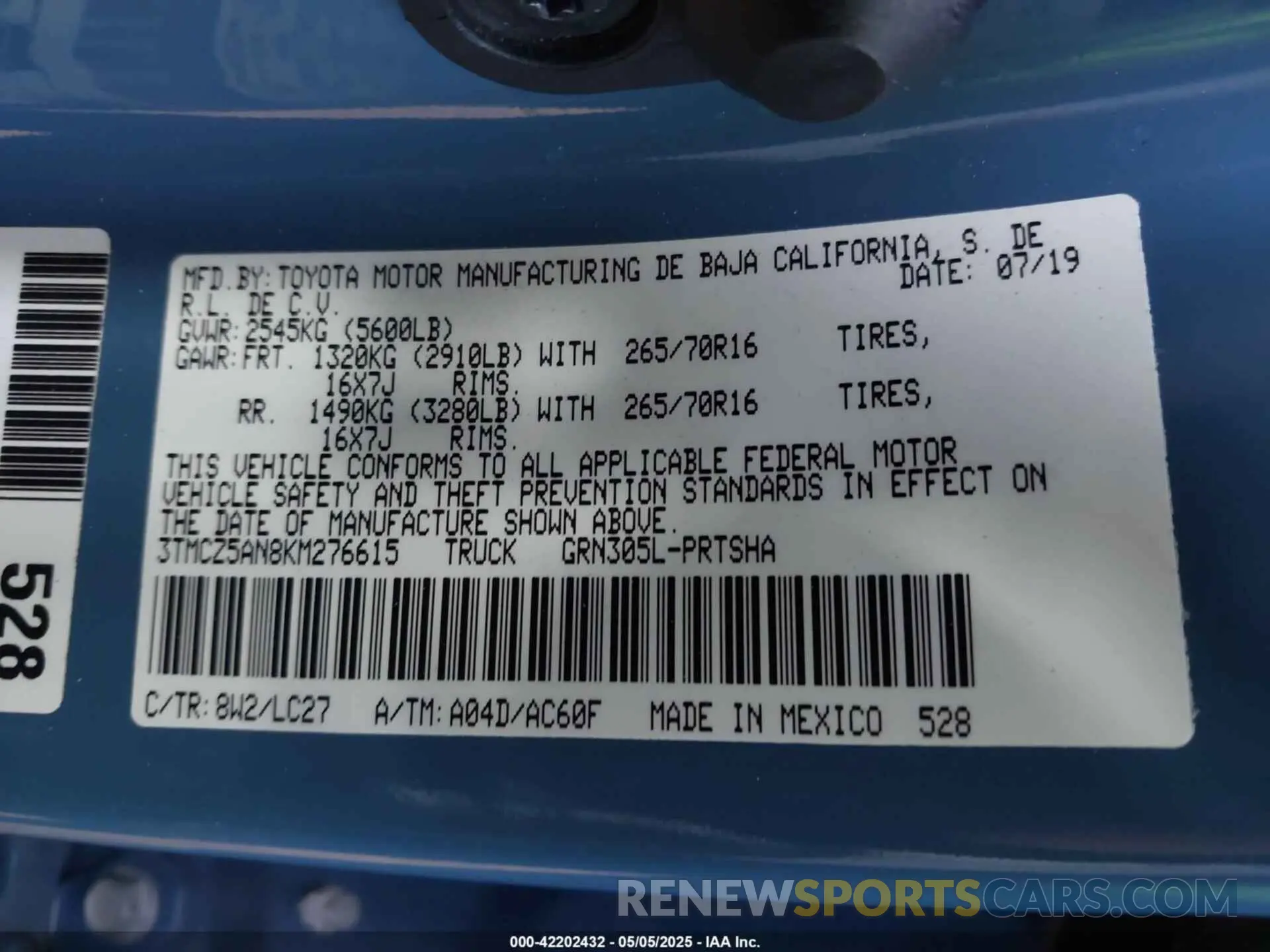 9 Photograph of a damaged car 3TMCZ5AN8KM276615 TOYOTA TACOMA 2019
