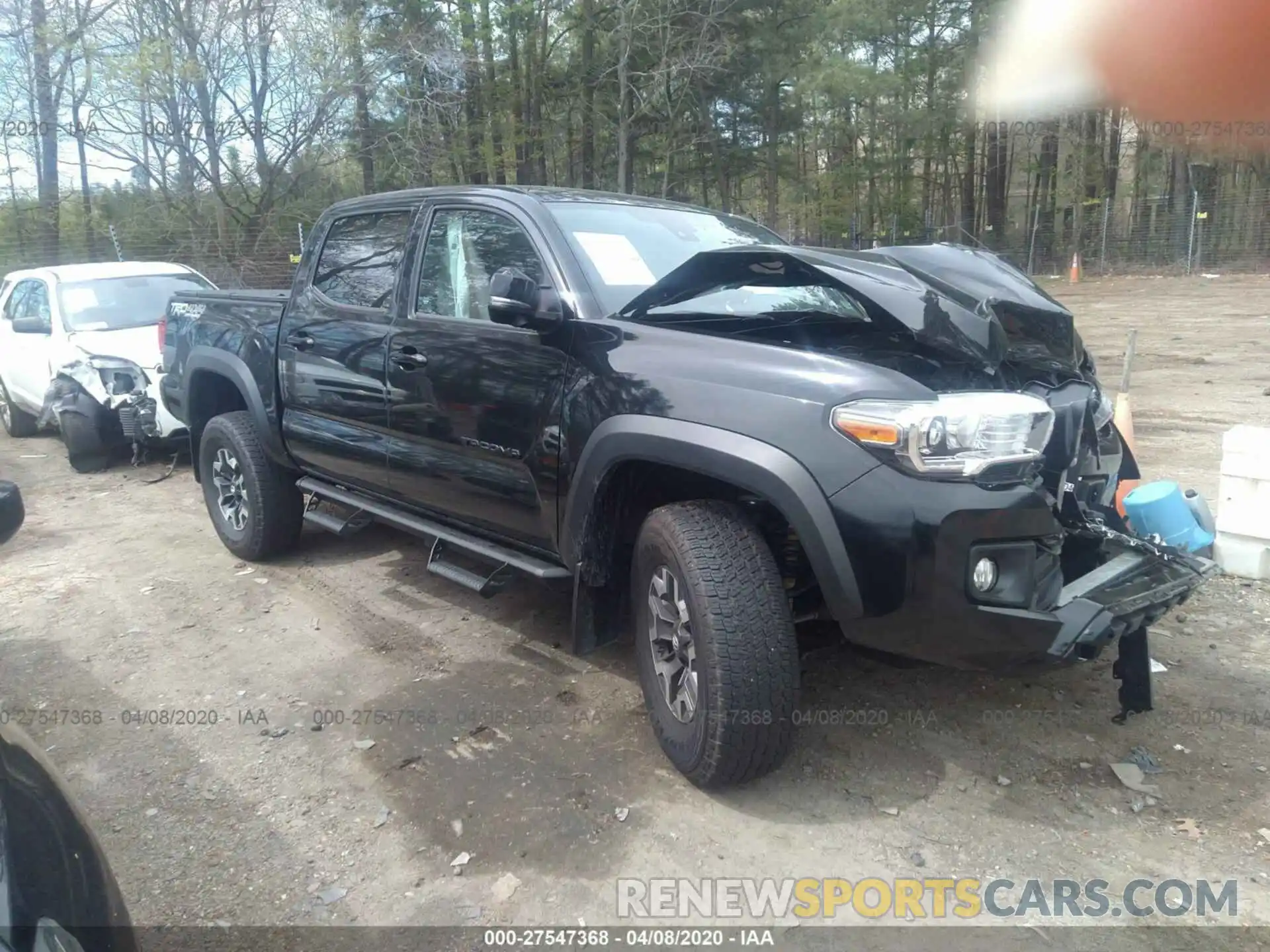 1 Photograph of a damaged car 3TMCZ5AN8KM278199 TOYOTA TACOMA 2019