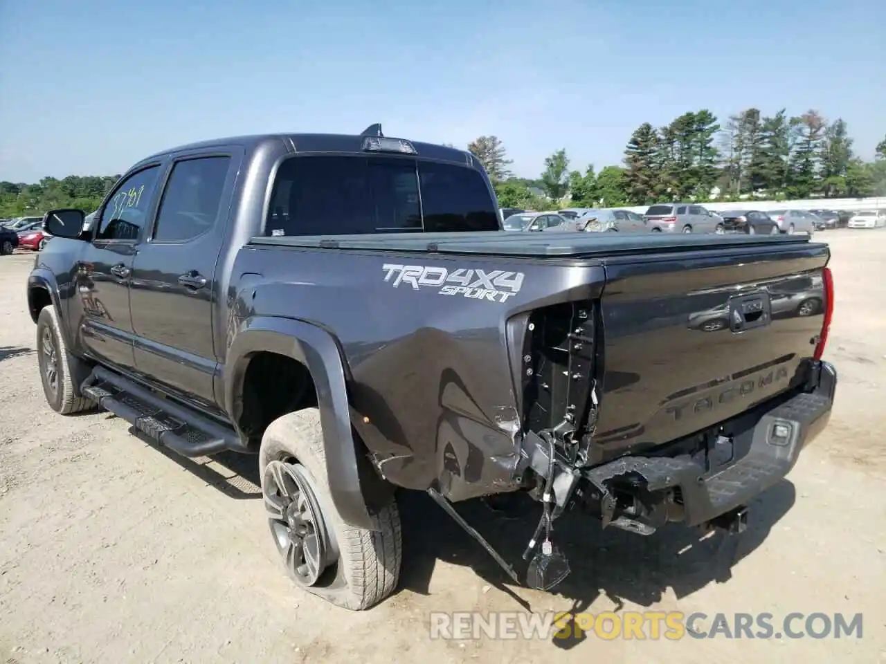 3 Photograph of a damaged car 3TMCZ5AN9KM188995 TOYOTA TACOMA 2019