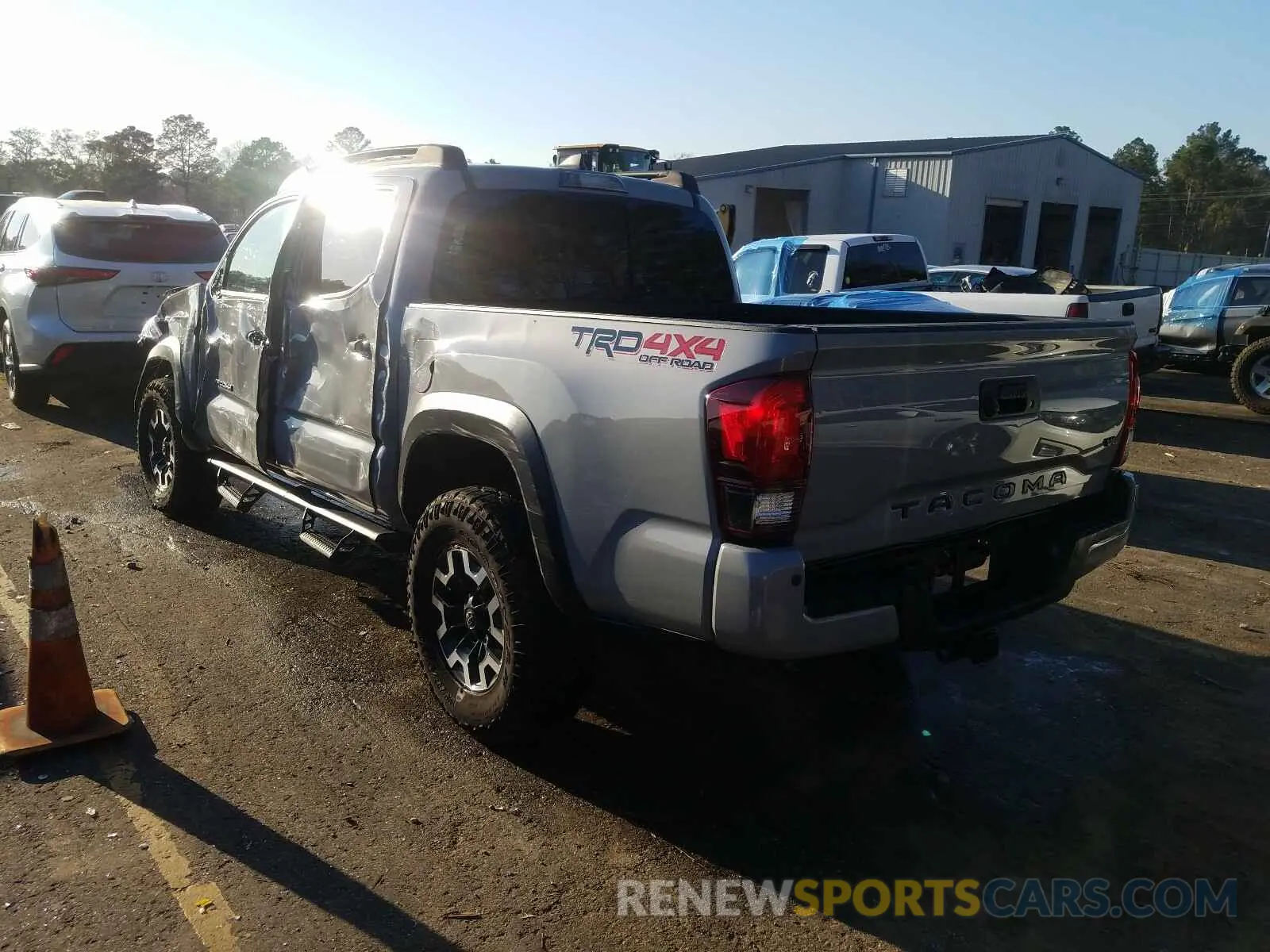 3 Photograph of a damaged car 3TMCZ5AN9KM205844 TOYOTA TACOMA 2019