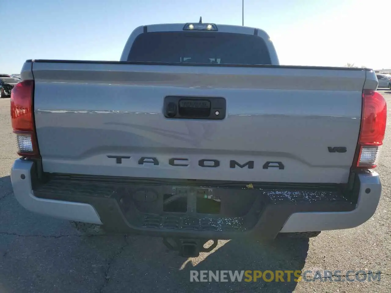 6 Photograph of a damaged car 3TMCZ5AN9KM232784 TOYOTA TACOMA 2019