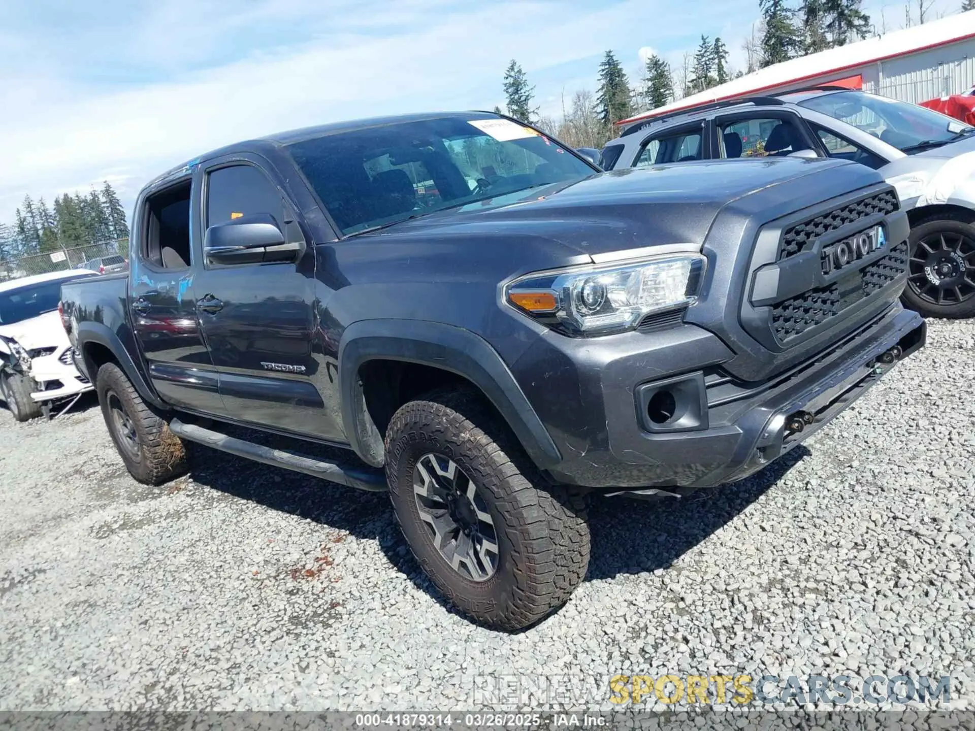 1 Photograph of a damaged car 3TMCZ5AN9KM232882 TOYOTA TACOMA 2019