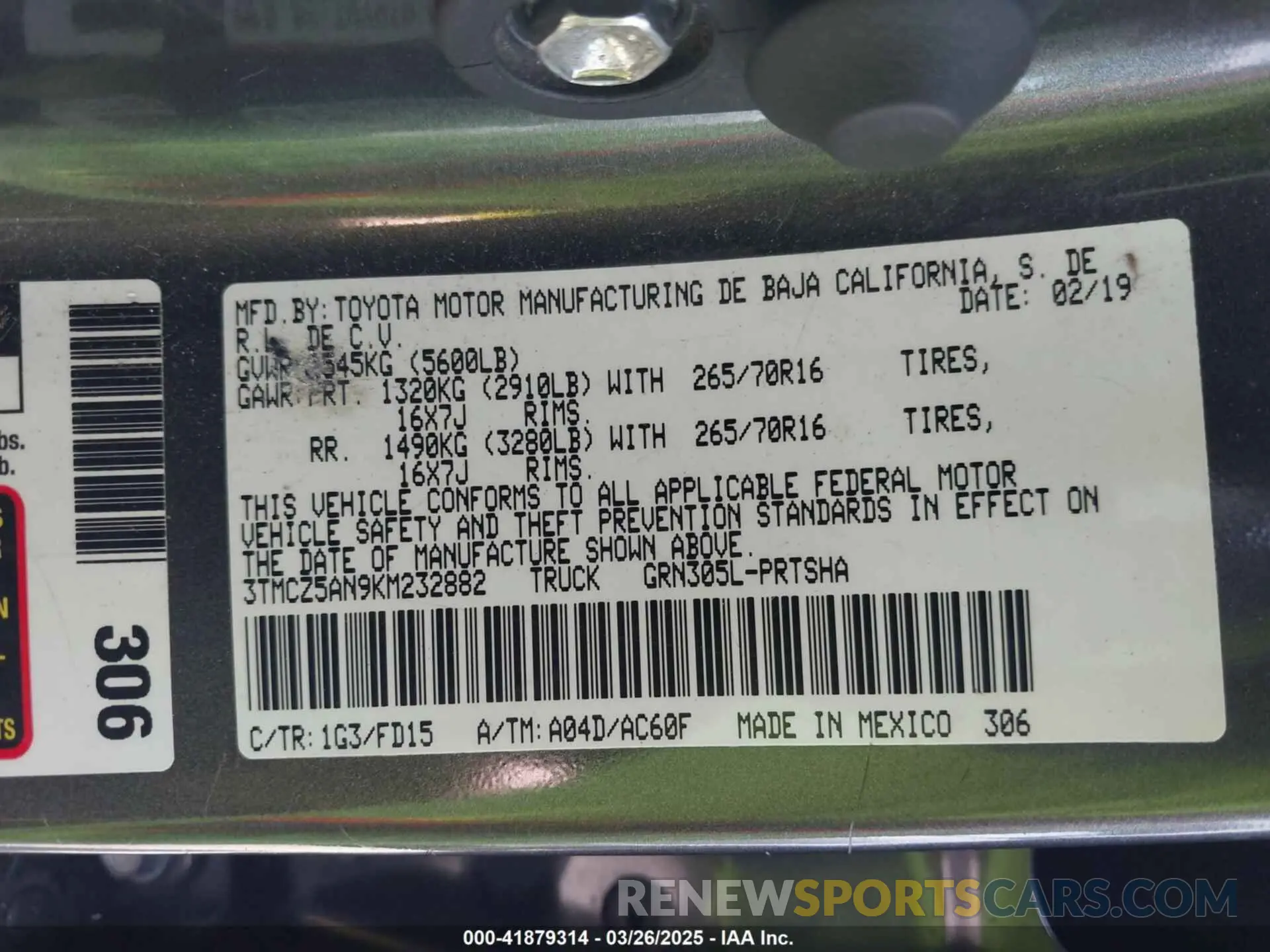 9 Photograph of a damaged car 3TMCZ5AN9KM232882 TOYOTA TACOMA 2019