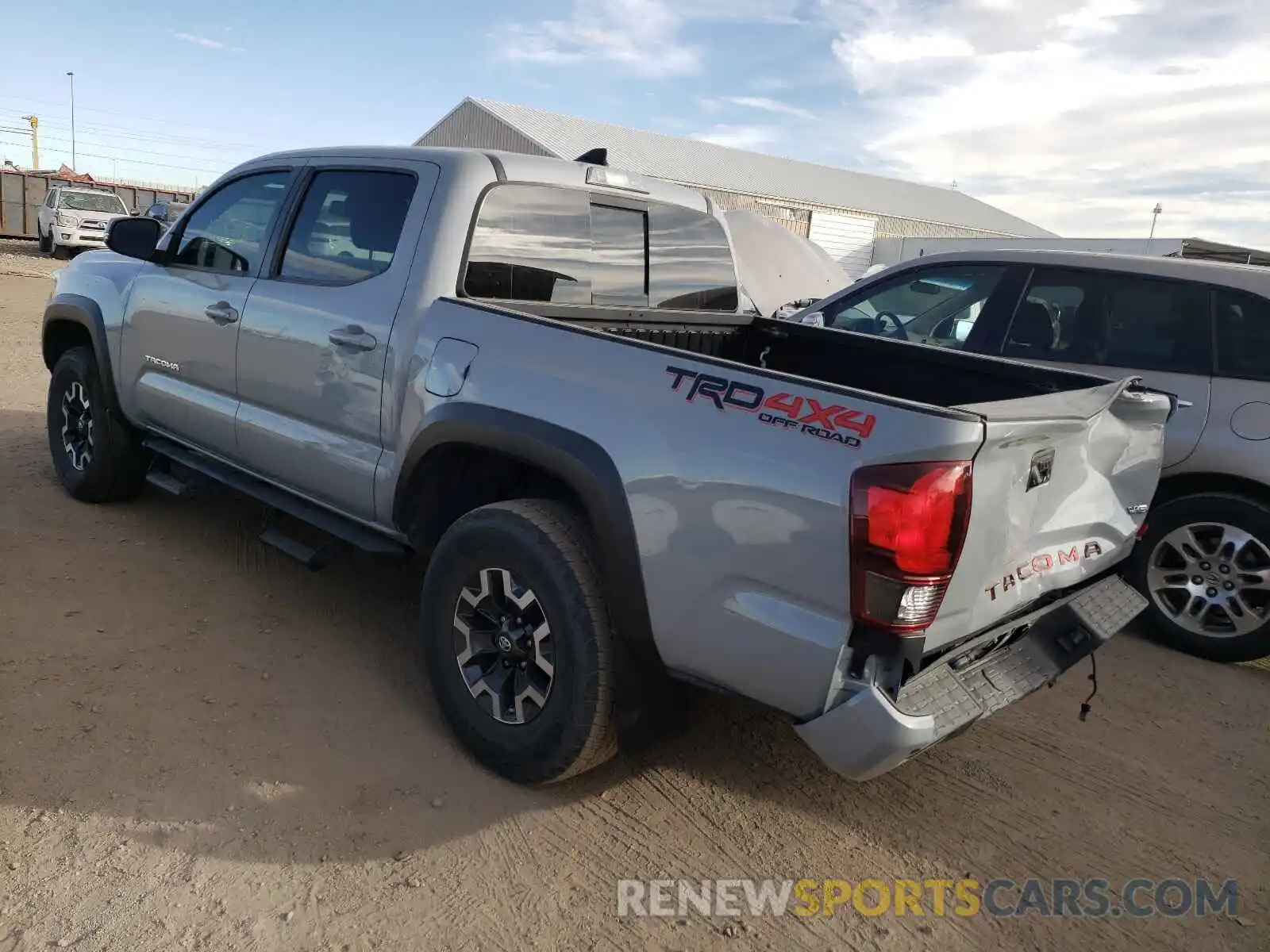 3 Photograph of a damaged car 3TMCZ5AN9KM243705 TOYOTA TACOMA 2019