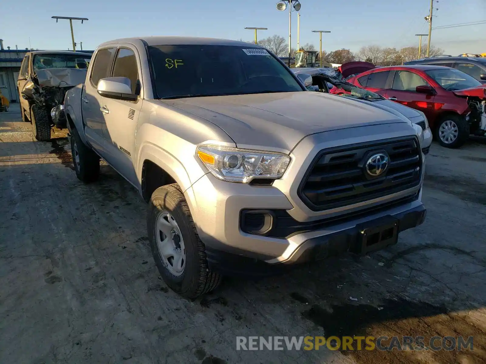 1 Photograph of a damaged car 3TMCZ5AN9KM262979 TOYOTA TACOMA 2019