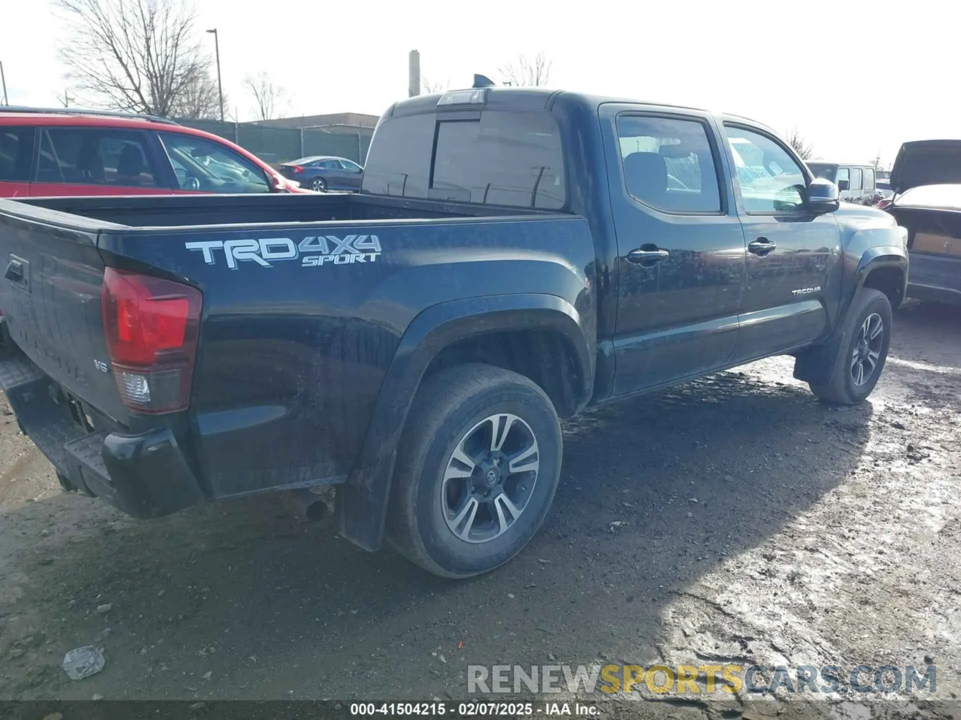 4 Photograph of a damaged car 3TMCZ5ANXKM200572 TOYOTA TACOMA 2019