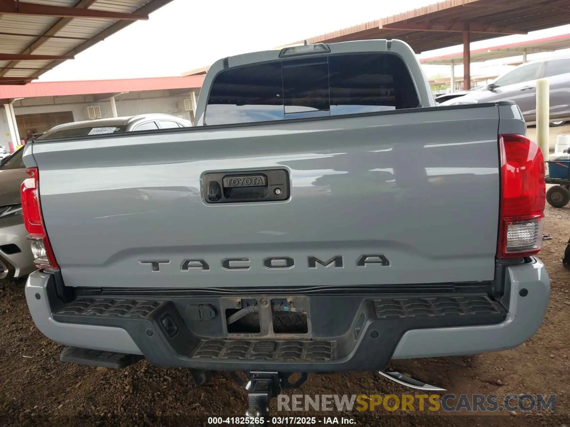 16 Photograph of a damaged car 3TMCZ5ANXKM225066 TOYOTA TACOMA 2019